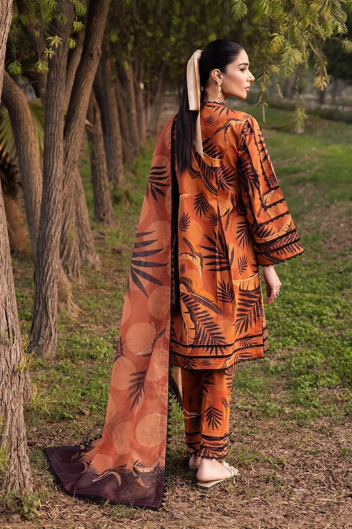 Alizeh | Sheen Lawn Prints 24 | MARIGOLD - Rang-e-Khaas