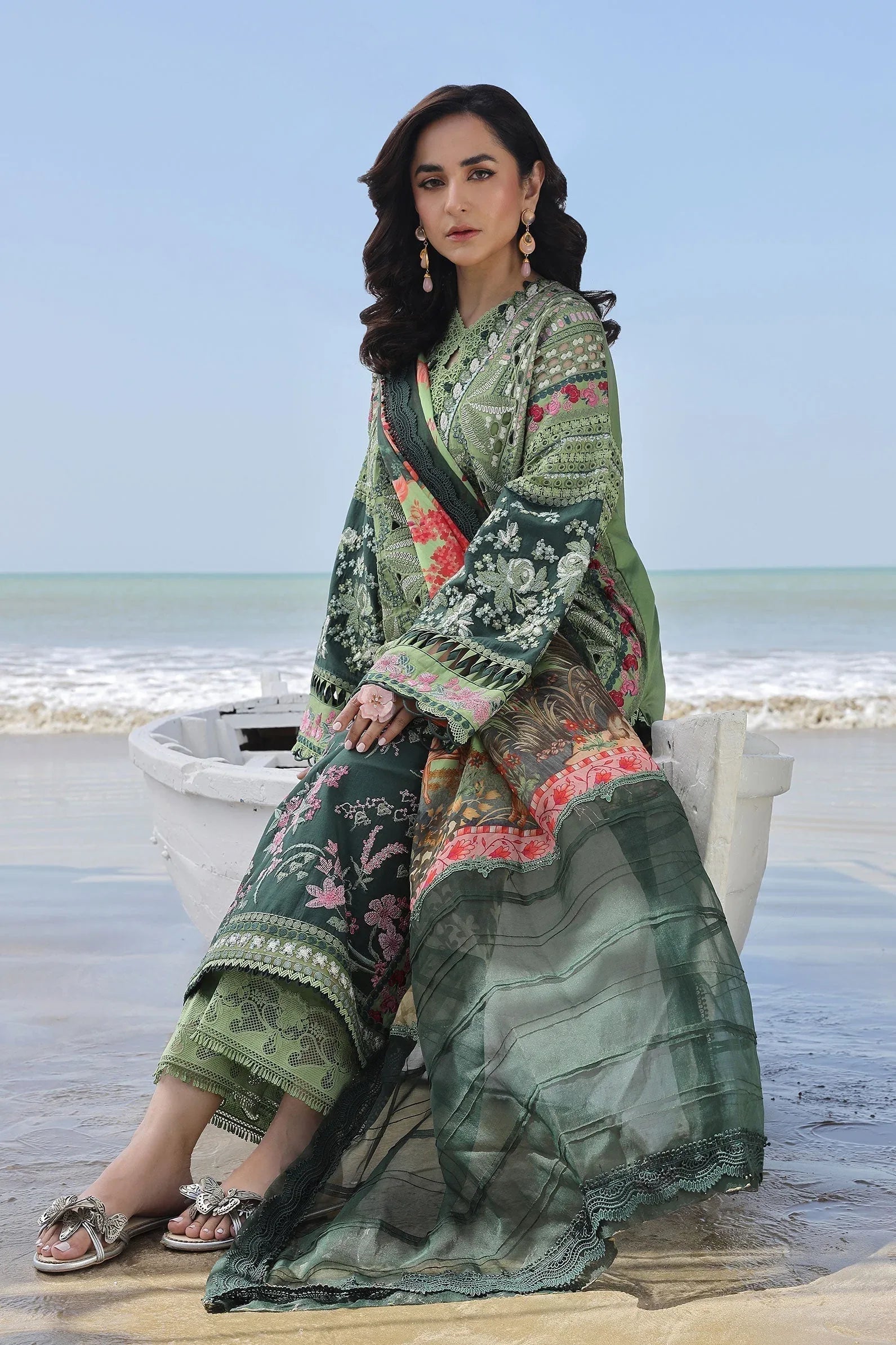 Maryam Hussain | Luxury Lawn 24 | GARDENIA - Rang-e-Khaas