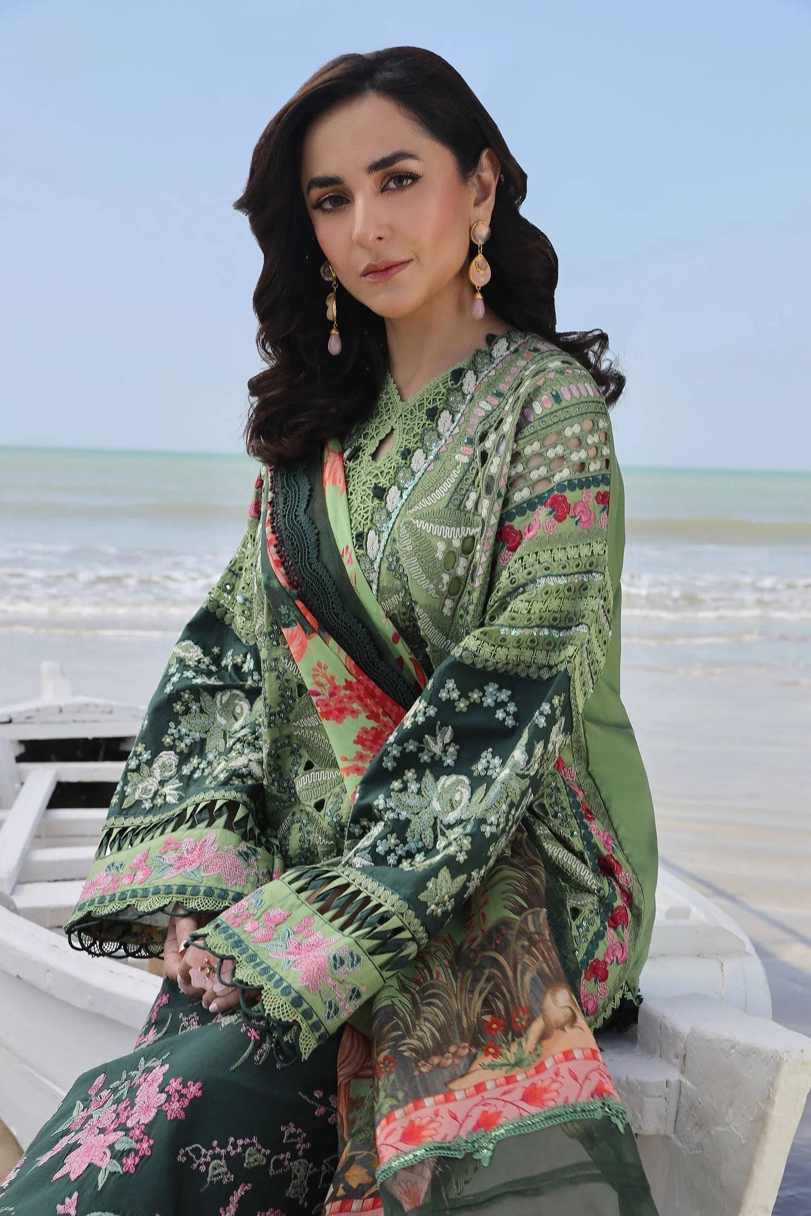 Maryam Hussain | Luxury Lawn 24 | GARDENIA - Rang-e-Khaas
