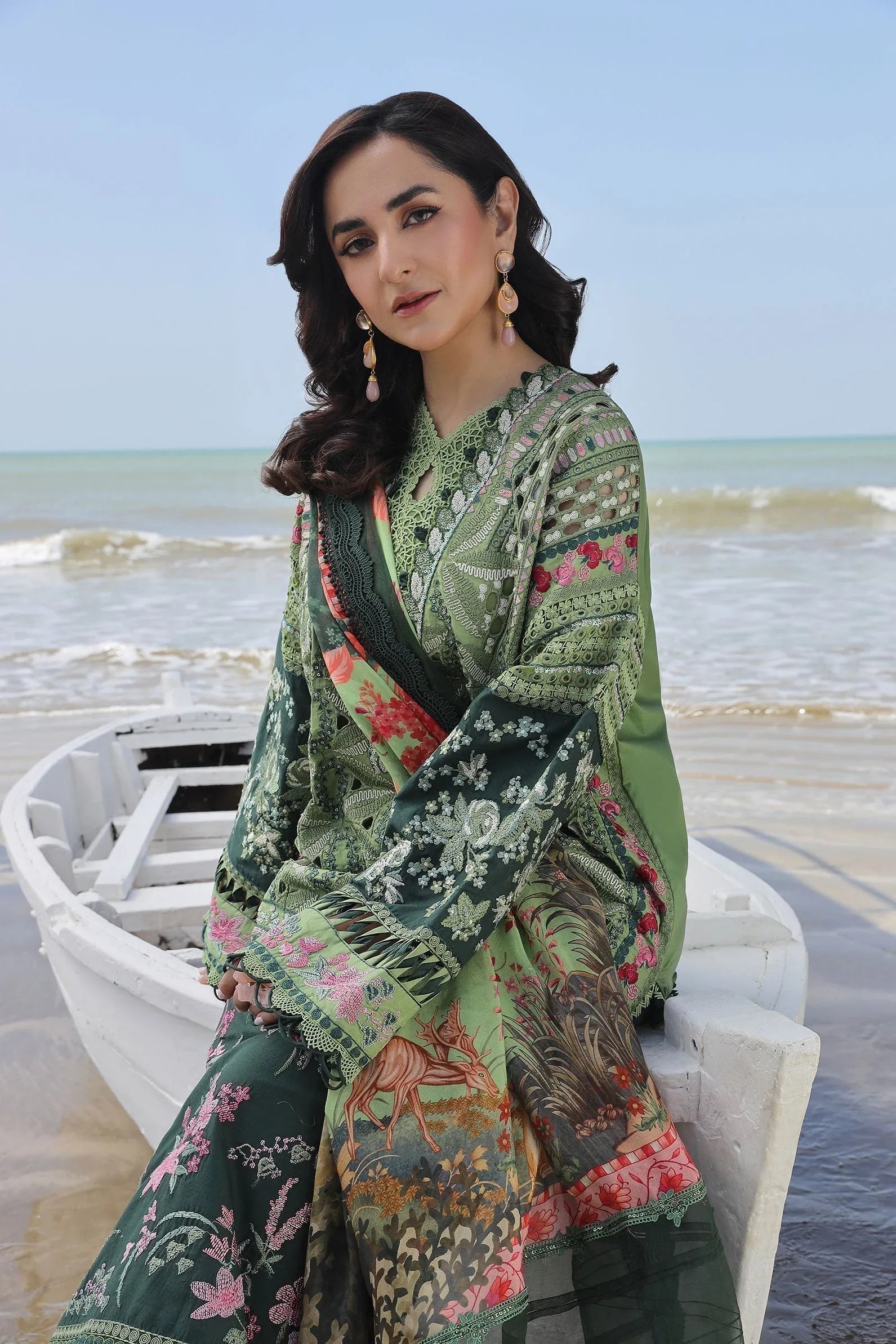 Maryam Hussain | Luxury Lawn 24 | GARDENIA - Rang-e-Khaas