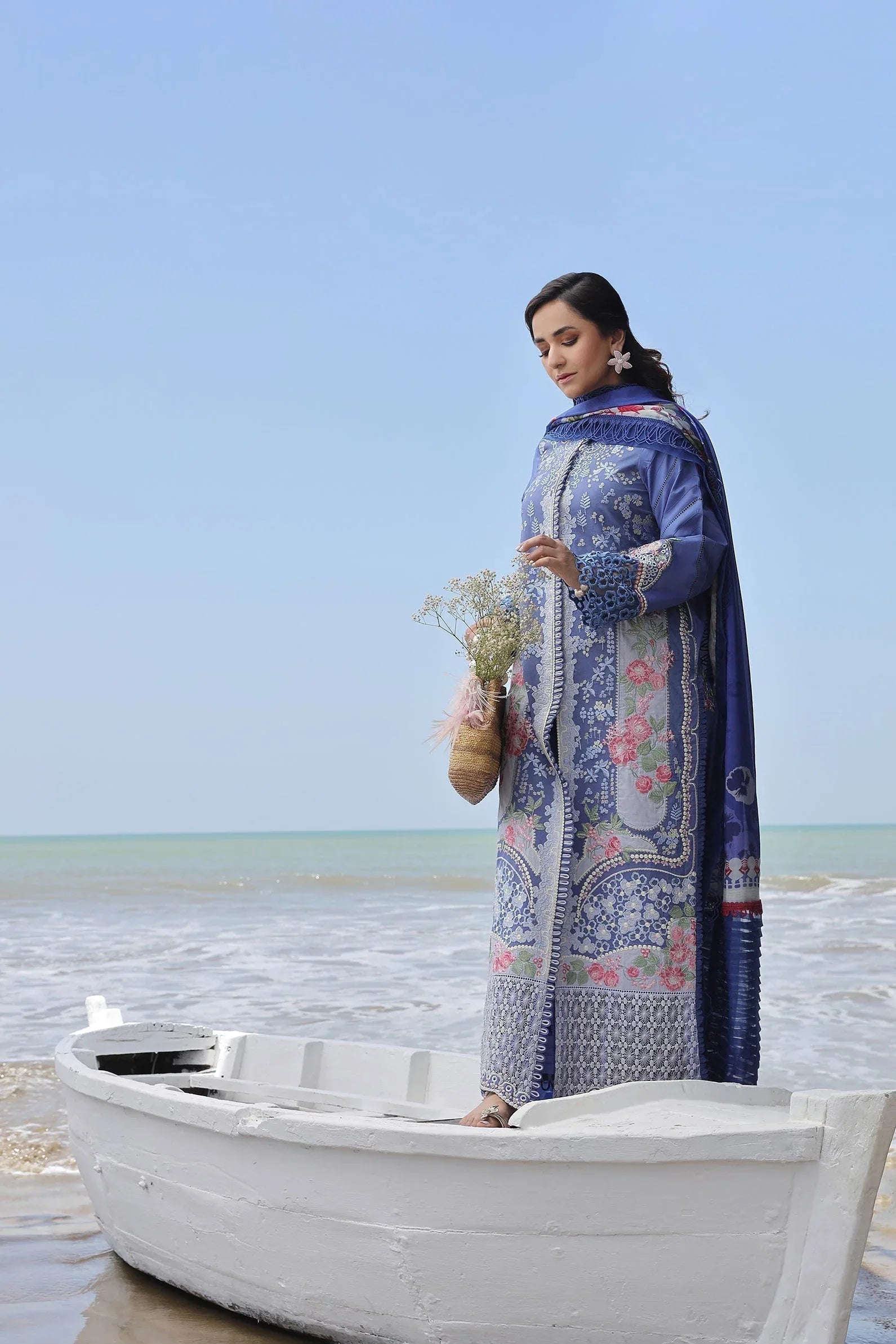 Maryam Hussain | Luxury Lawn 24 | AYRA - Rang-e-Khaas
