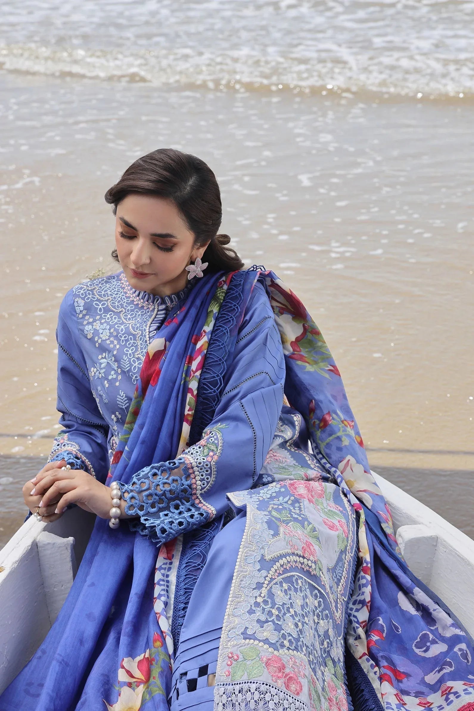 Maryam Hussain | Luxury Lawn 24 | AYRA - Rang-e-Khaas