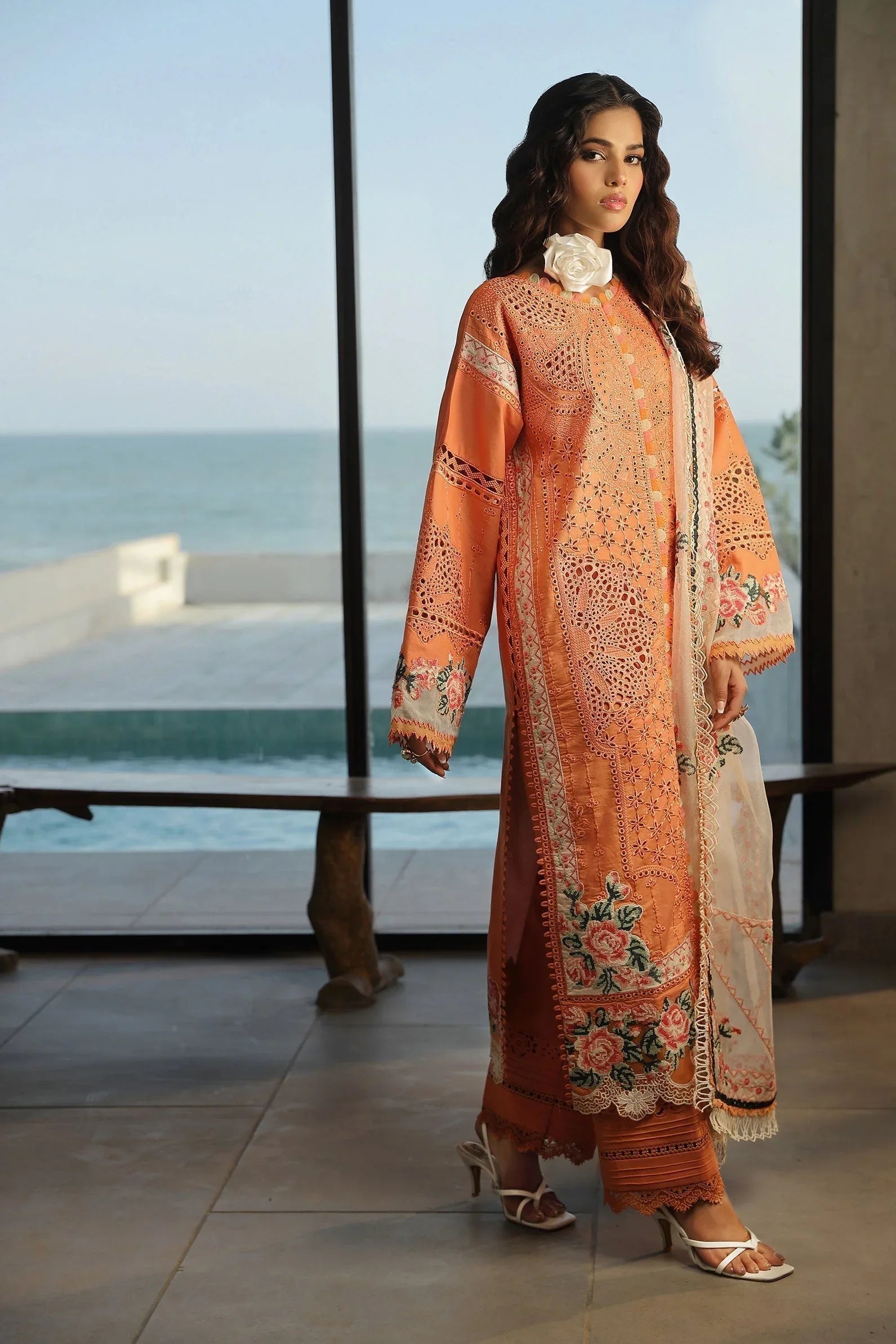 Maryam Hussain | Luxury Lawn 24 | XURI - Rang-e-Khaas