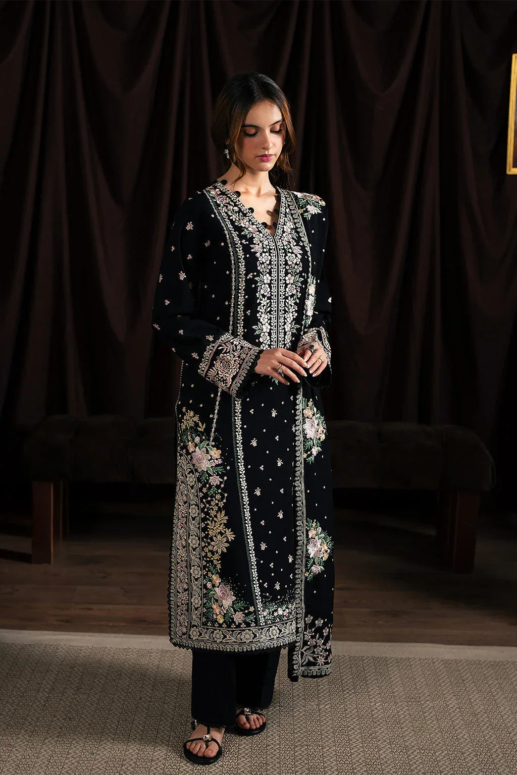 Neeshay | Winter Reverie | Velayne - Rang-e-Khaas