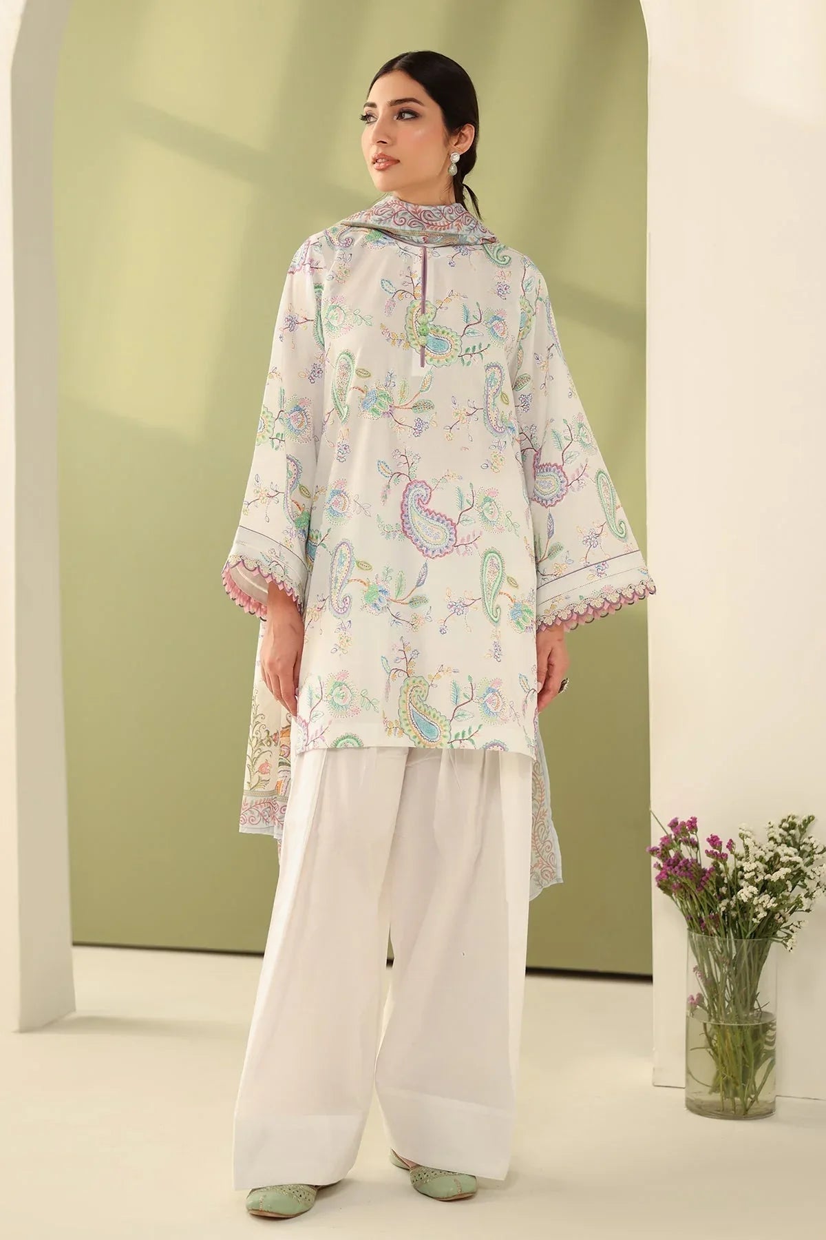 Baroque | Eid Printique | EMBROIDERED PRINTED LAWN UF-4179 - Rang-e-Khaas