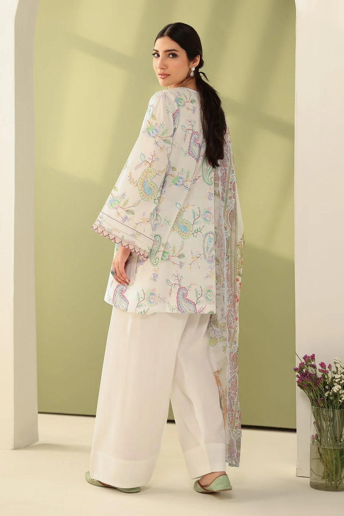 Baroque | Eid Printique | EMBROIDERED PRINTED LAWN UF-4179 - Rang-e-Khaas