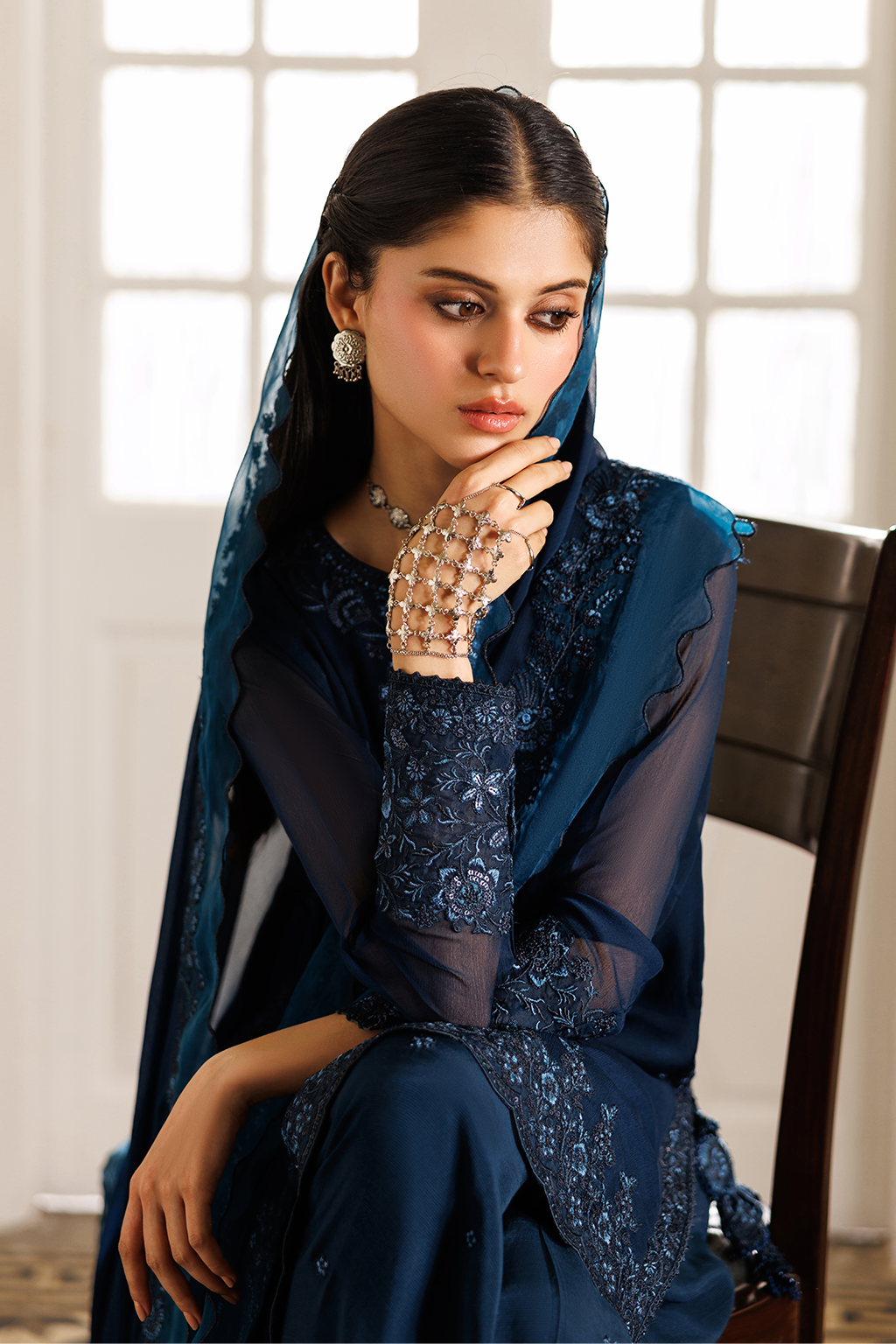 Iznik CC-94 Embroidered Chiffon