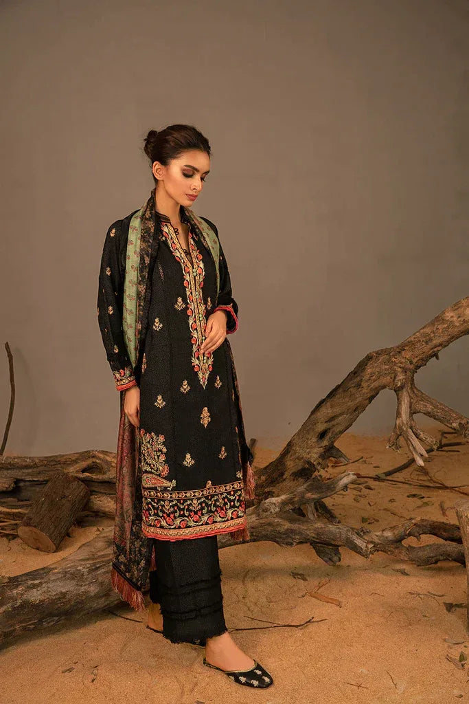 Sobia Nazir | Autumn Winter 23 | 2A - Rang-e-Khaas