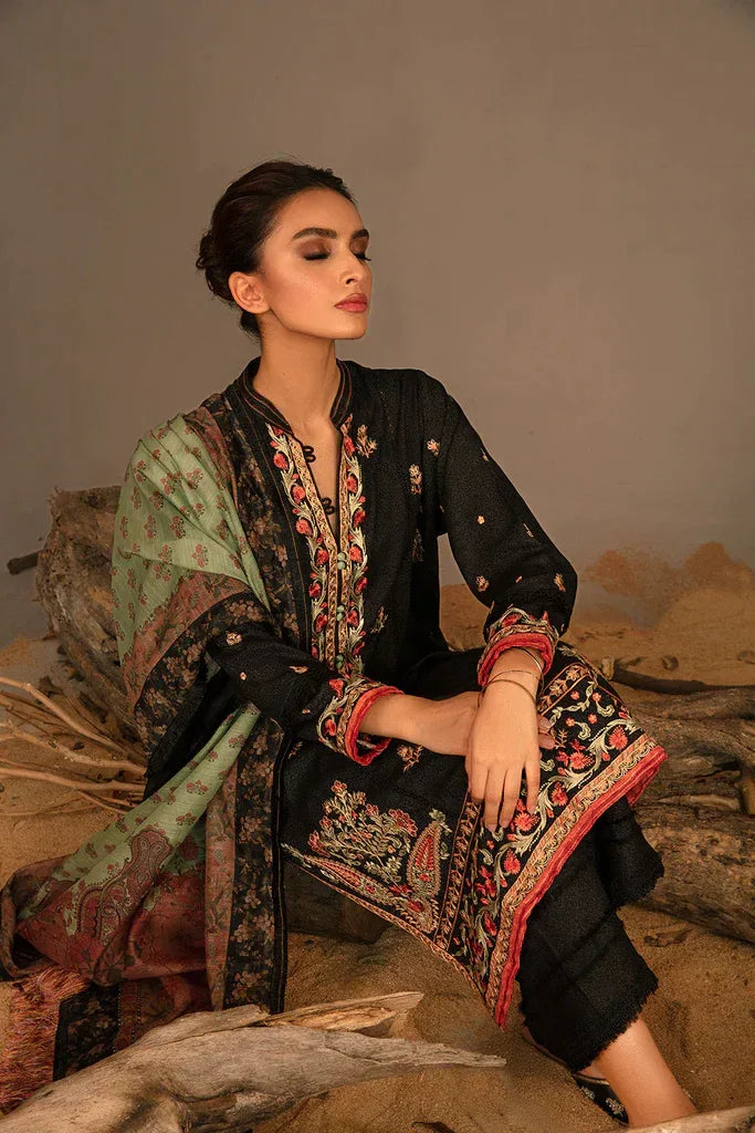 Sobia Nazir | Autumn Winter 23 | 2A - Rang-e-Khaas