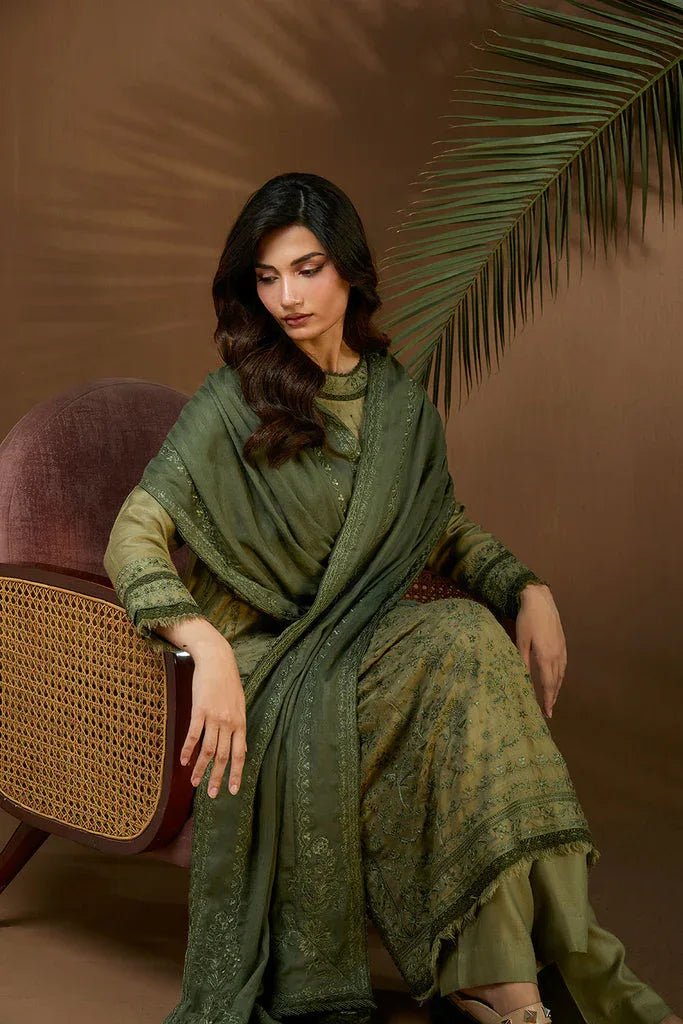 Sobia Nazir | Winter Shawl 25 | Design 2A - Rang-e-Khaas