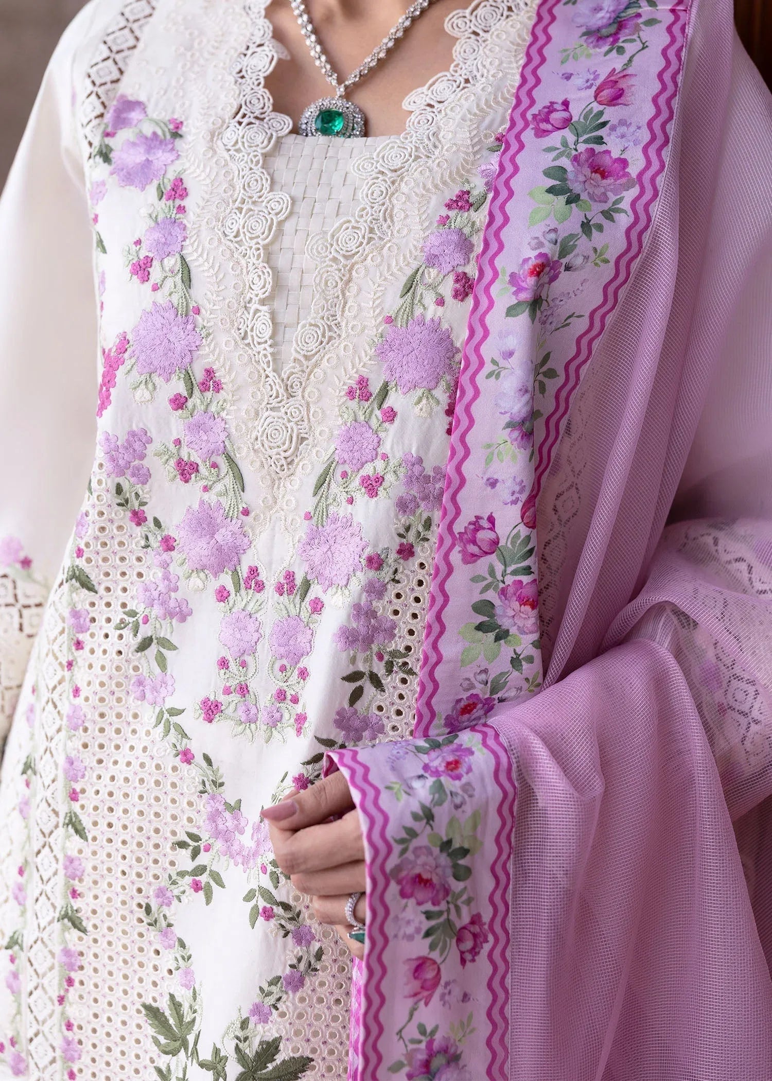 Saira Shakira | Bloom Lawn 25 | ZERENE 1-A - Rang-e-Khaas