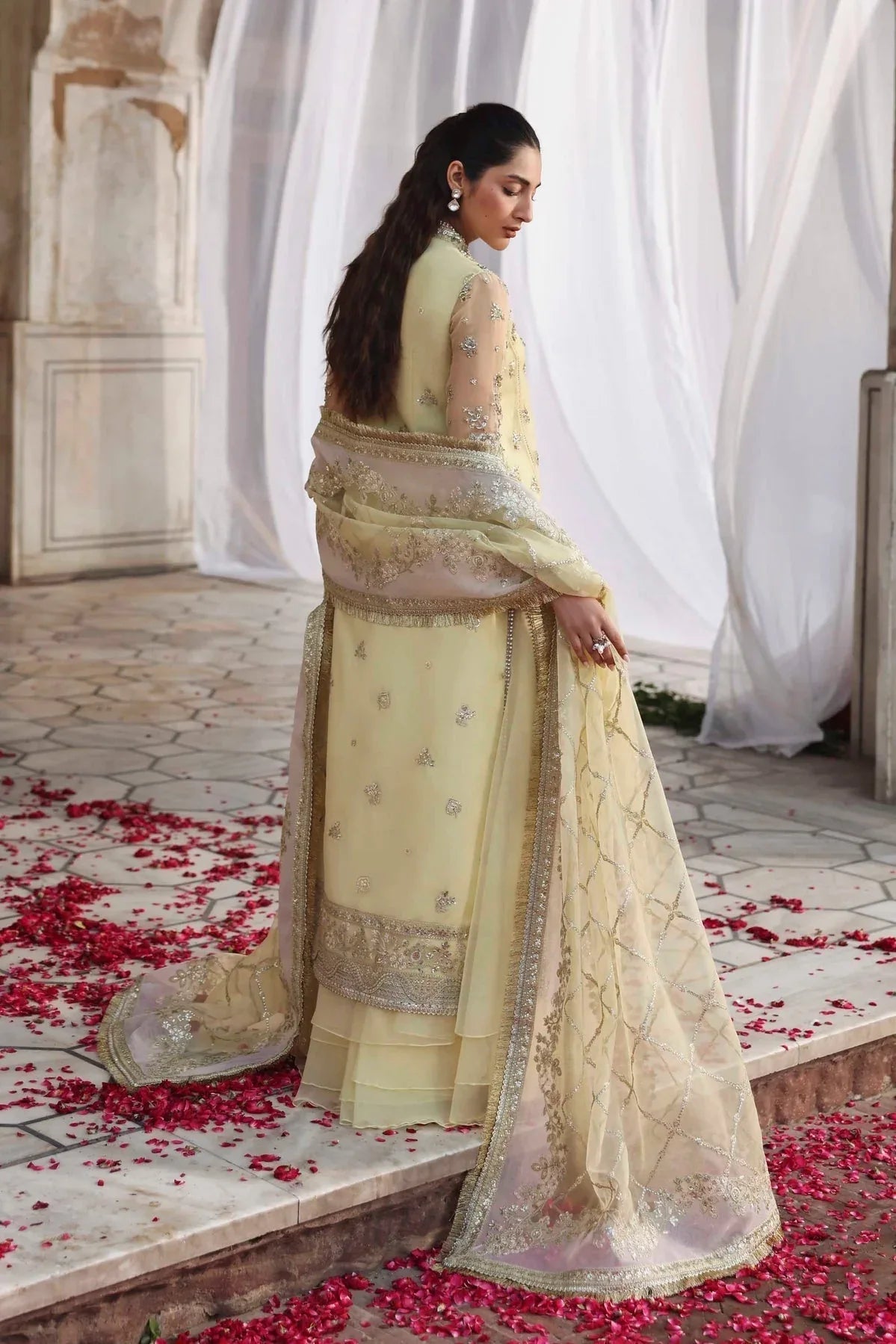 Akbar Aslam | Rang Mahal Formals | Mehro - Rang-e-Khaas