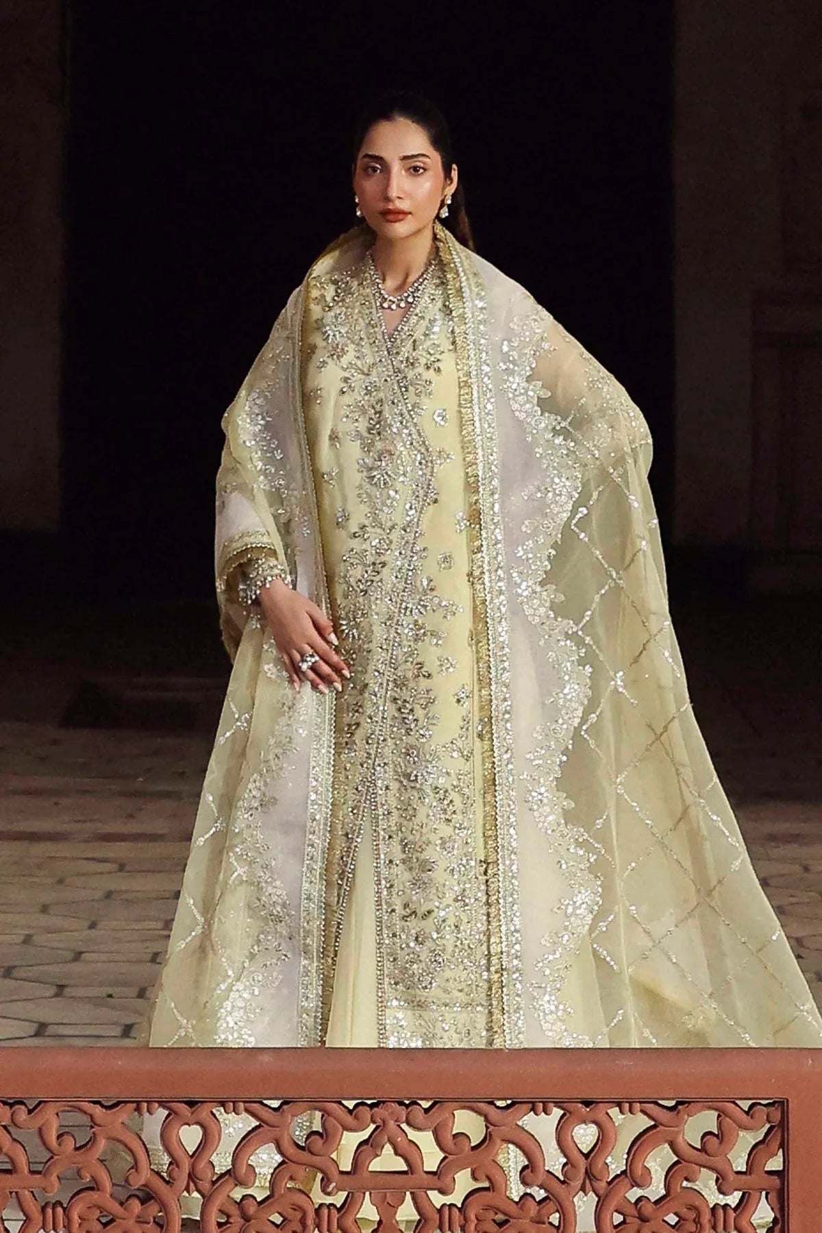 Akbar Aslam | Rang Mahal Formals | Mehro - Rang-e-Khaas