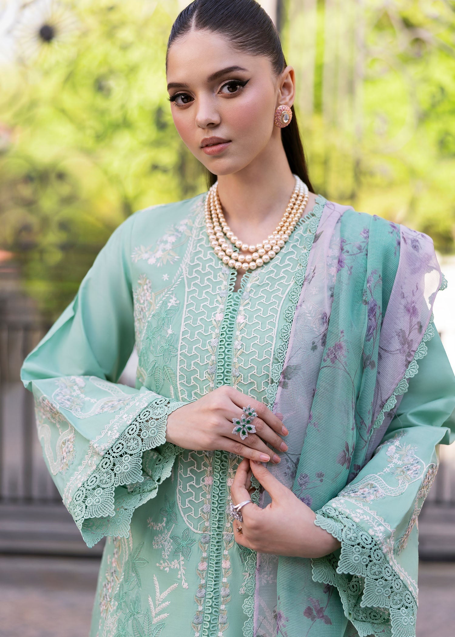 Saira Shakira | Bloom Lawn 25 | CHLOE 3-B
