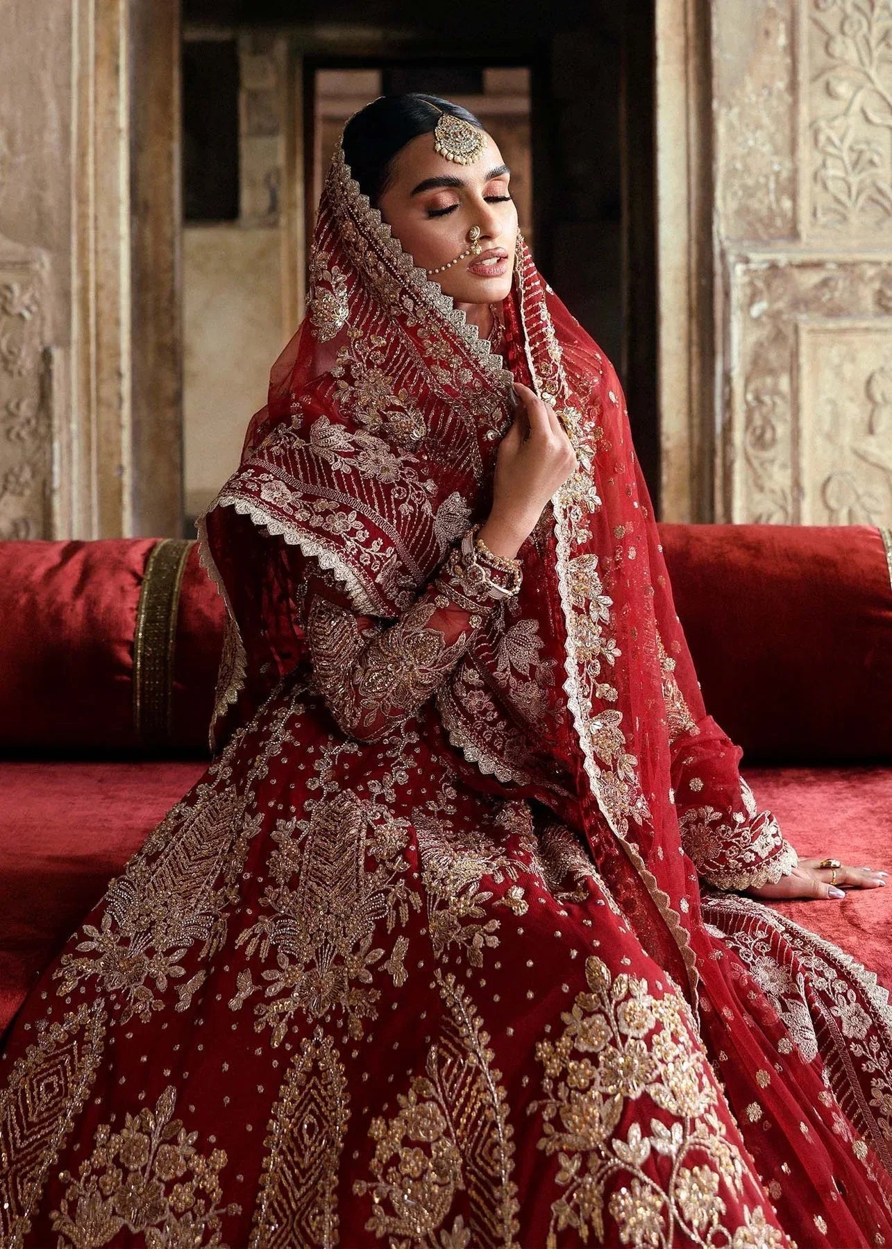 Akbar Aslam | Rajkumari Bridals | Rajbano - Rang-e-Khaas