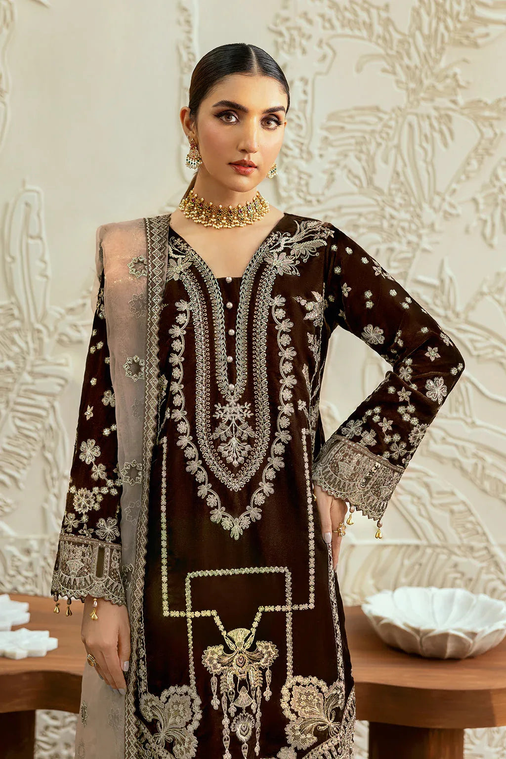 Ramsha | Velvet Collection | V-606 - Rang-e-Khaas