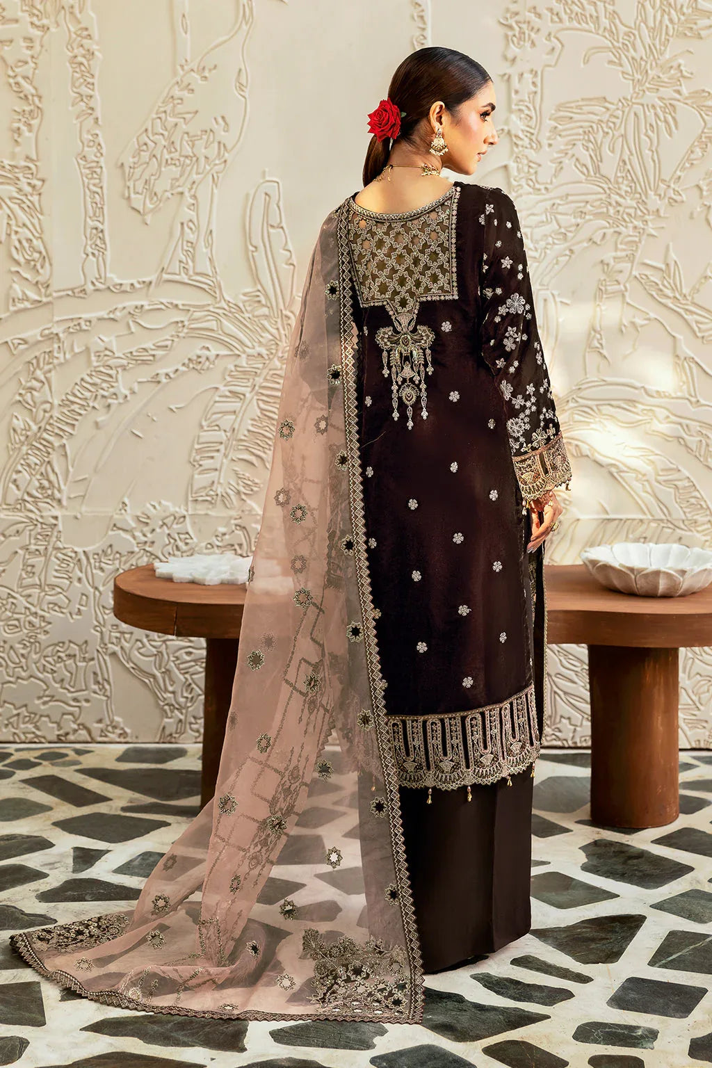 Ramsha | Velvet Collection | V-606 - Rang-e-Khaas