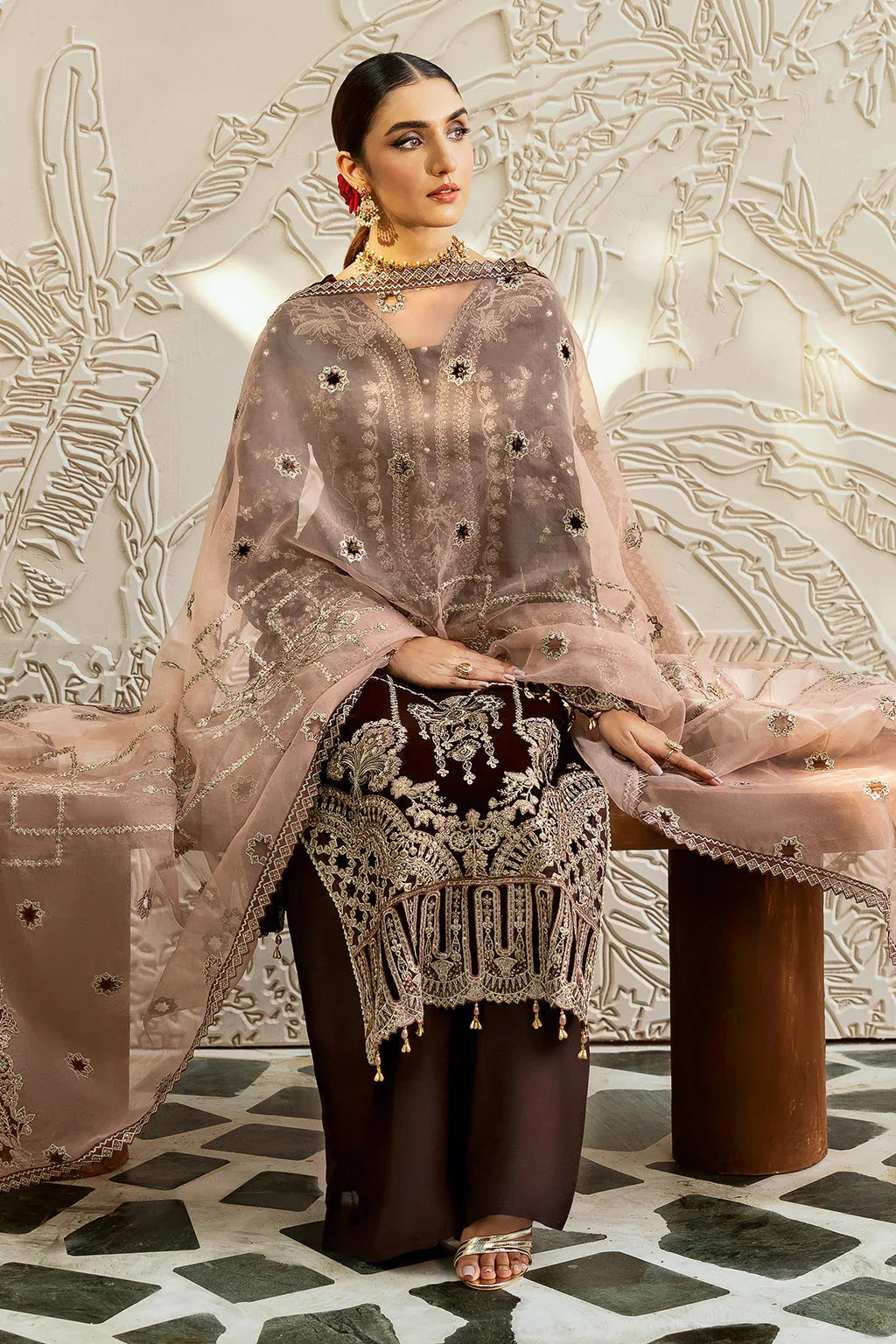 Ramsha | Velvet Collection | V-606 - Rang-e-Khaas