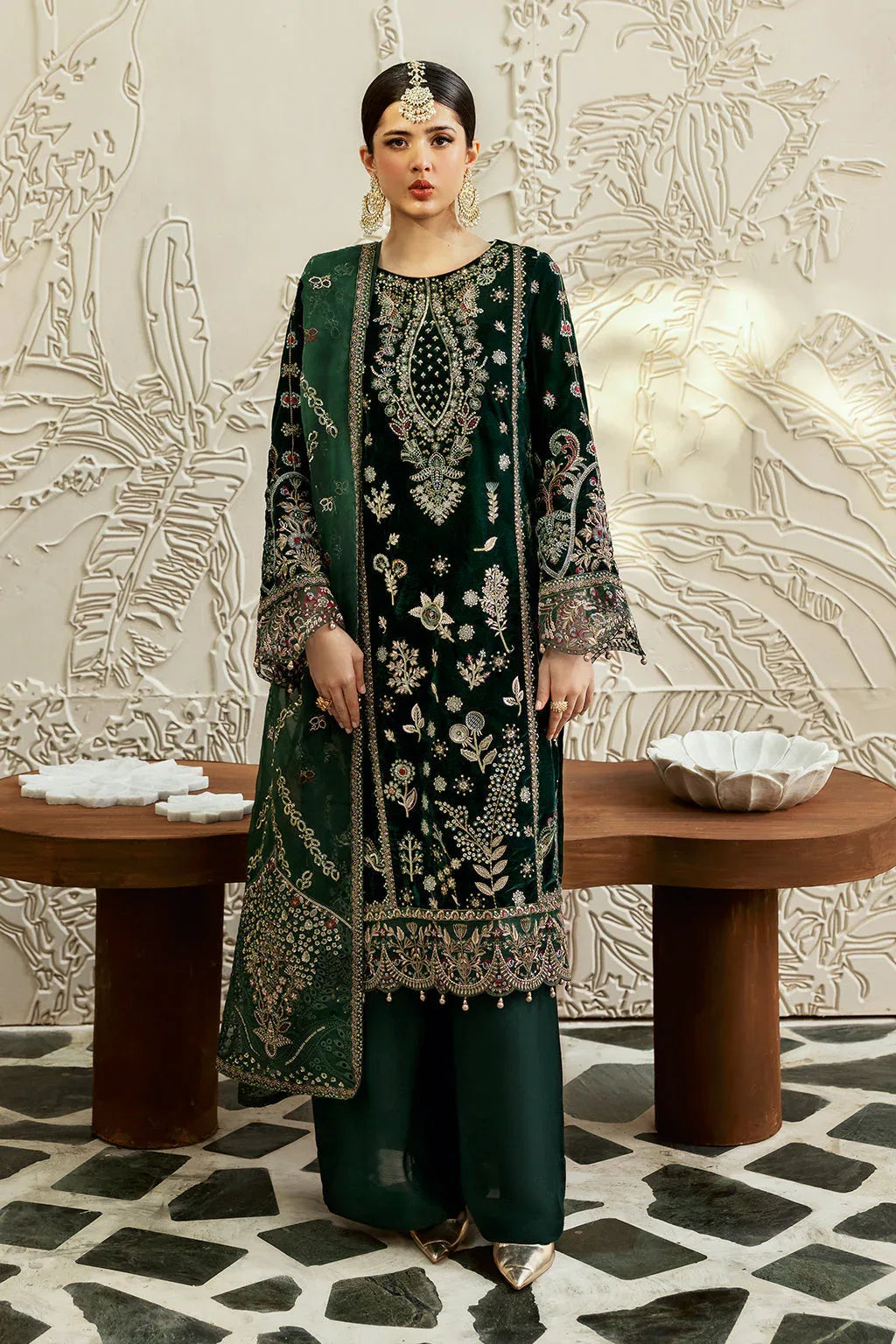 Ramsha | Velvet Collection | V-607 - Rang-e-Khaas