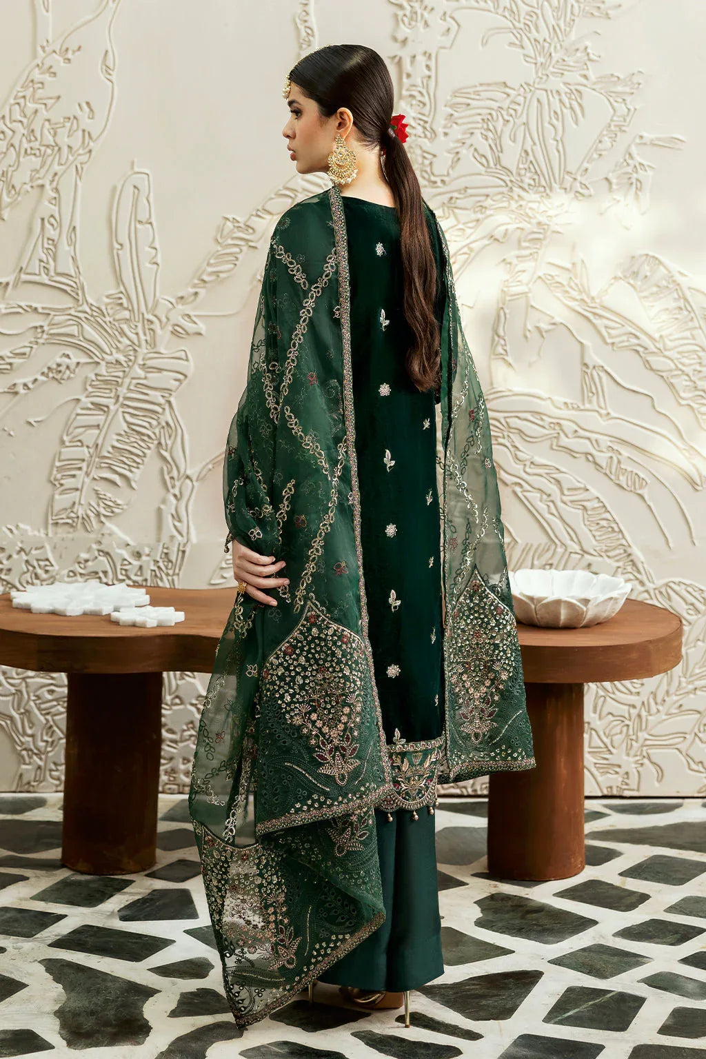 Ramsha | Velvet Collection | V-607 - Rang-e-Khaas