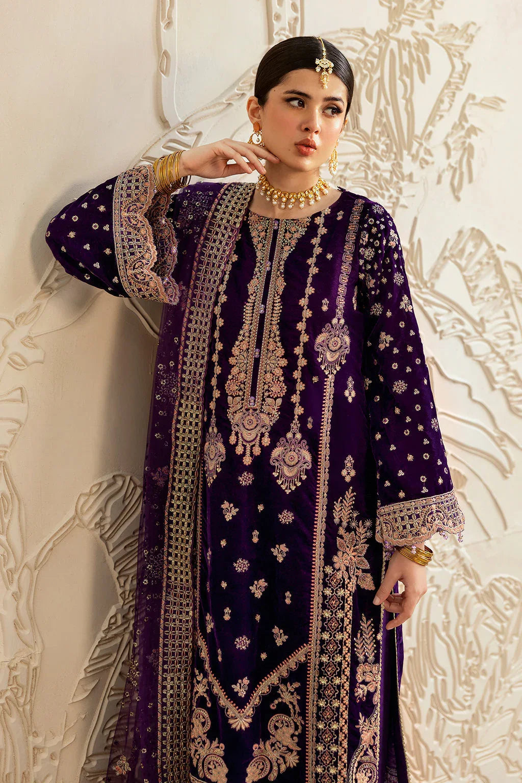 Ramsha | Velvet Collection | V-602 - Rang-e-Khaas