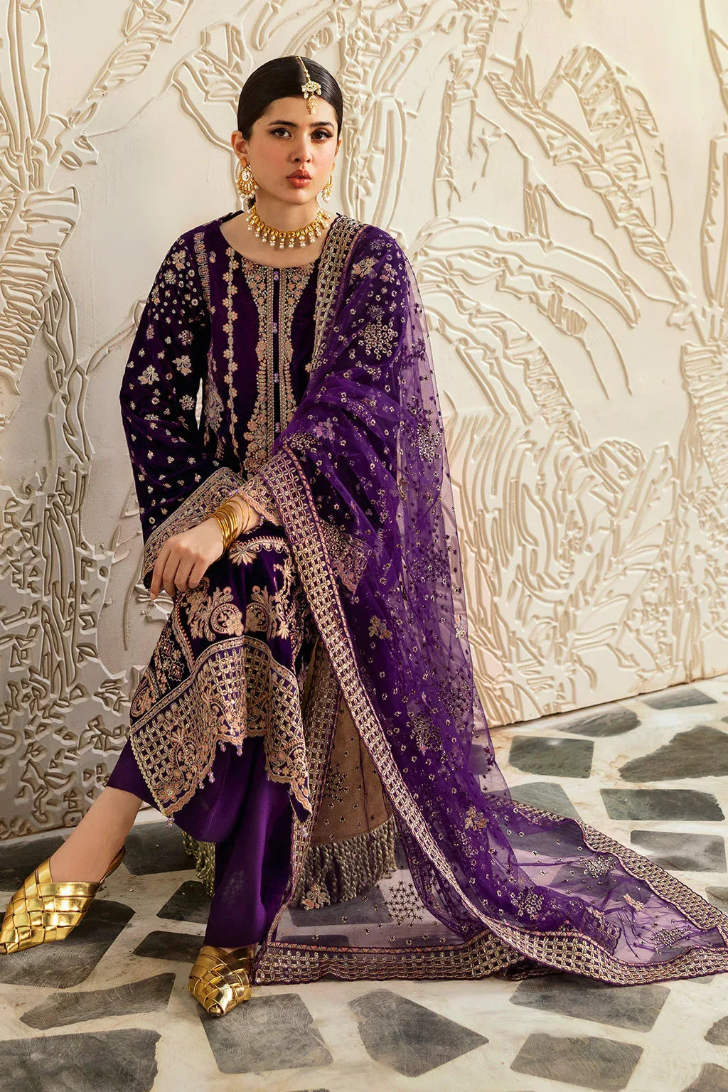 Ramsha | Velvet Collection | V-602 - Rang-e-Khaas