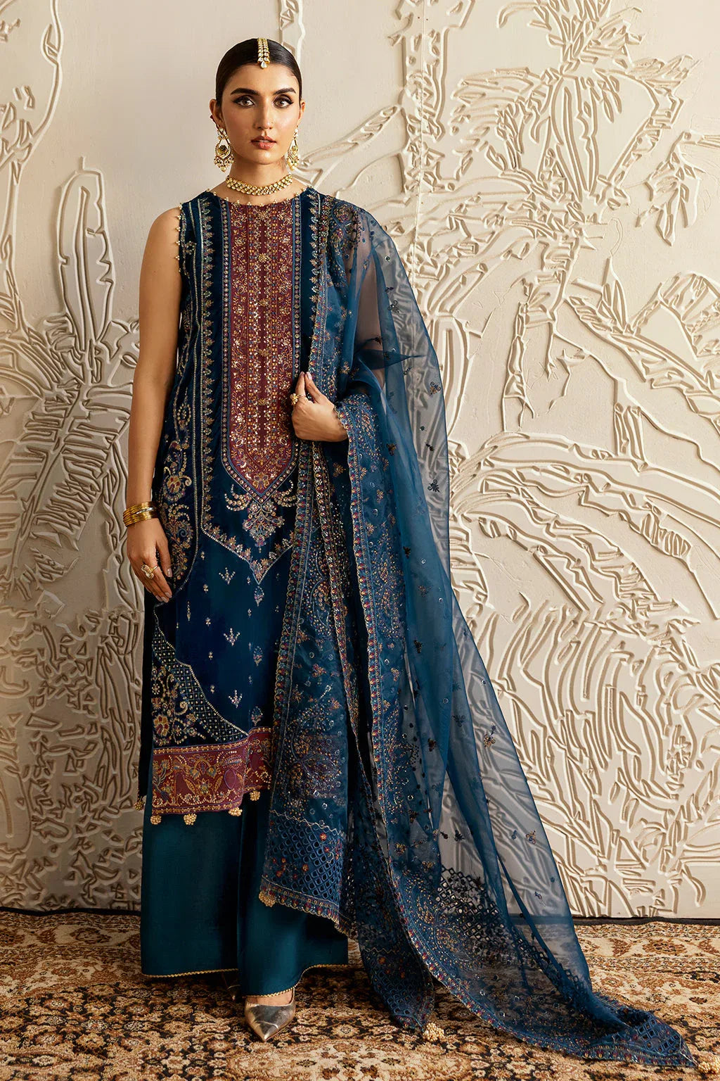Ramsha | Velvet Collection | V-604 - Rang-e-Khaas