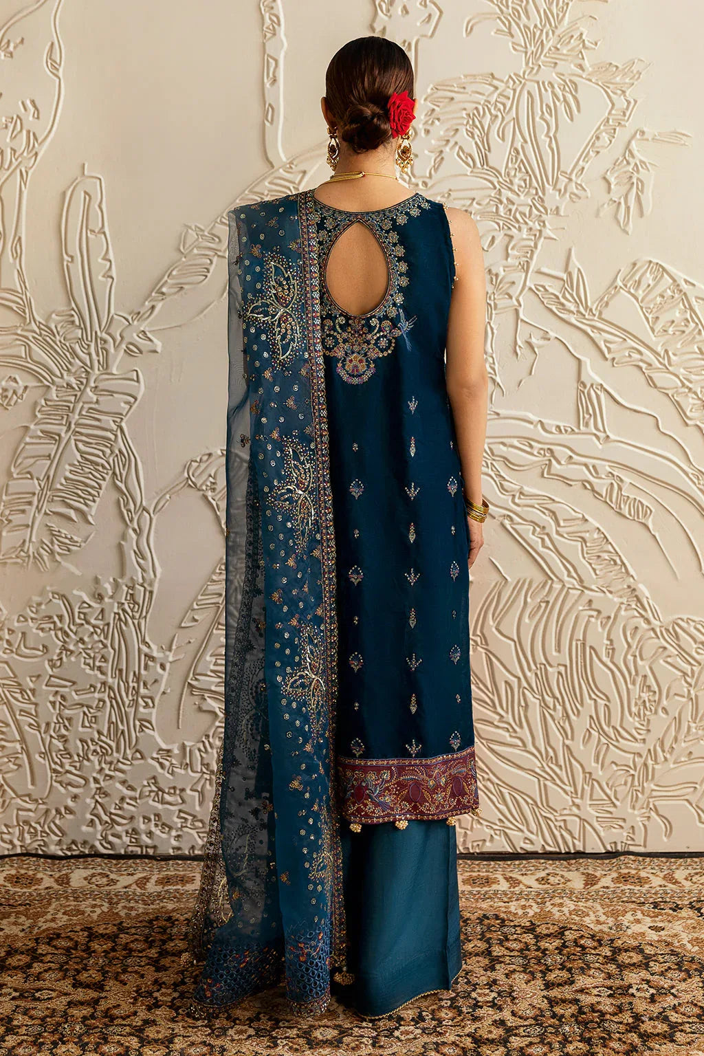 Ramsha | Velvet Collection | V-604 - Rang-e-Khaas
