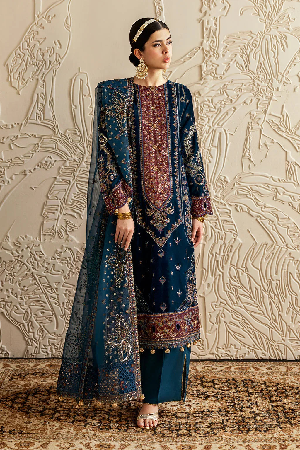 Ramsha | Velvet Collection | V-604 - Rang-e-Khaas