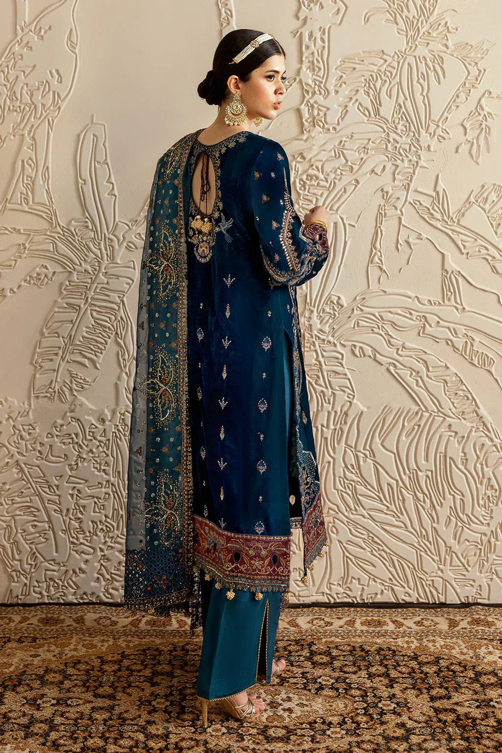 Ramsha | Velvet Collection | V-604 - Rang-e-Khaas