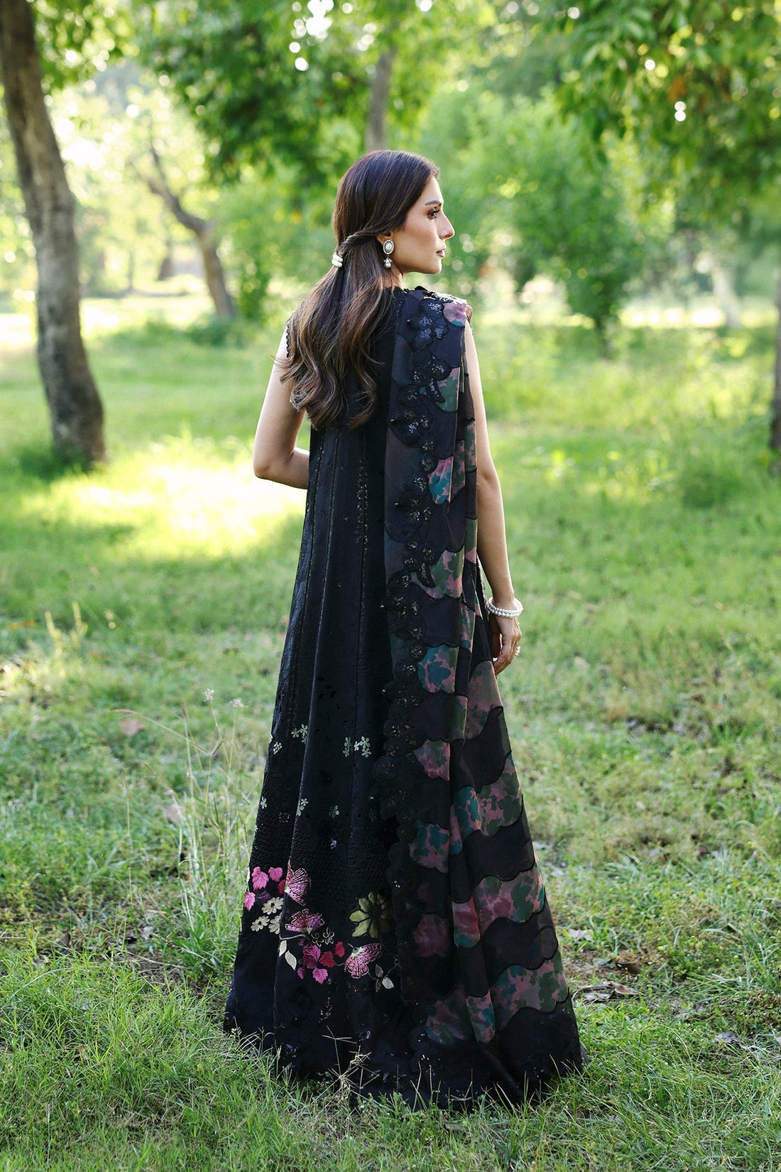 Afrozeh | A Lawn 26 | AURAVIE
