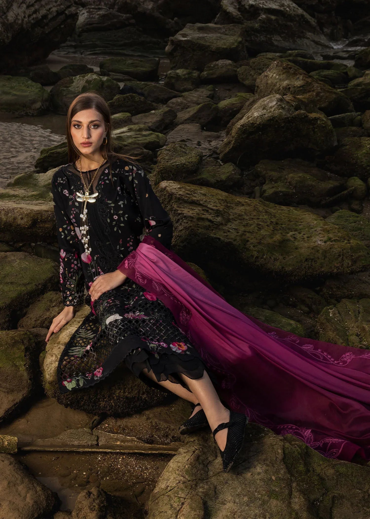 Crimson | Floe by Crimson | Bloom Bold - D4 B - Rang-e-Khaas