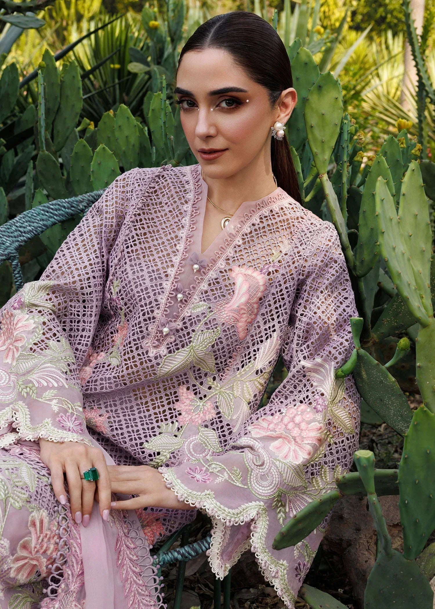 Crimson | Tasawar 25 | ONE TRUE LOVE - D6B - Rang-e-Khaas