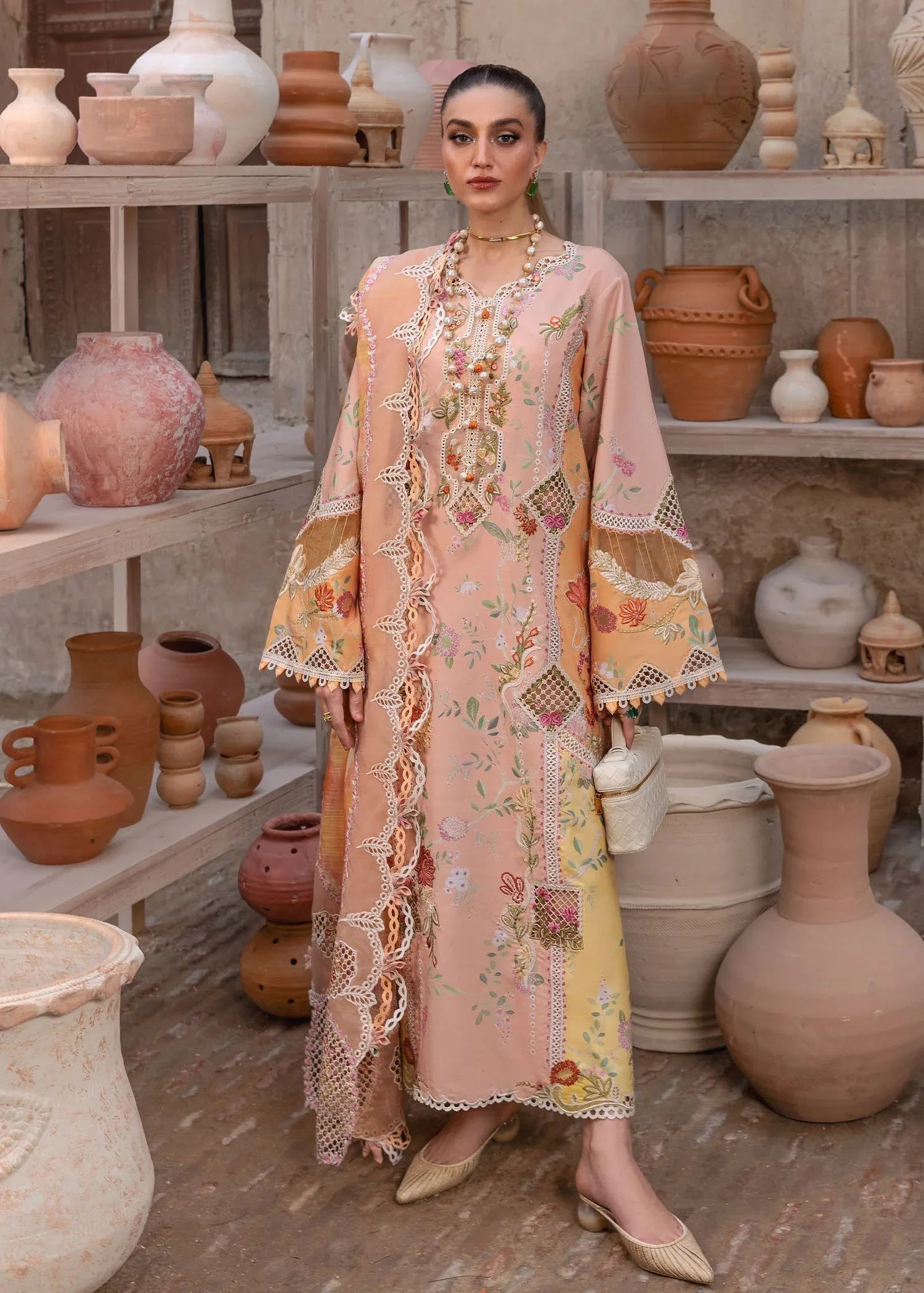 Crimson | Tasawar 25 | BONJOUR AND BLOOM - D4B - Rang-e-Khaas