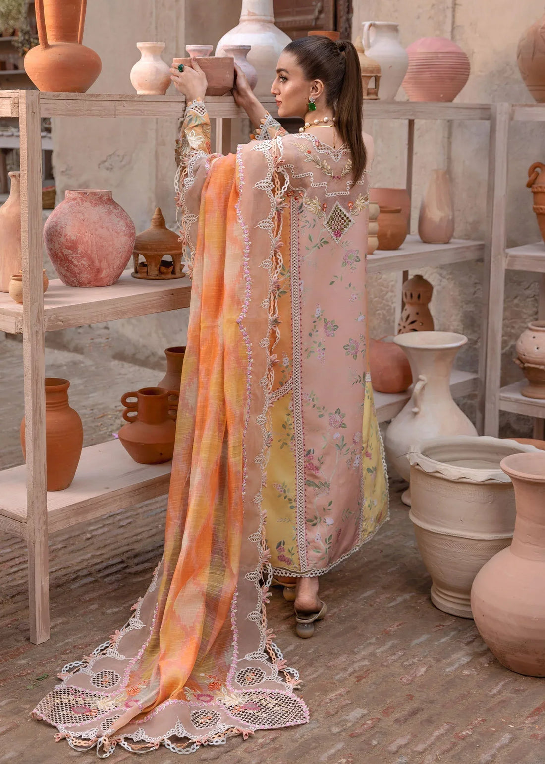 Crimson | Tasawar 25 | BONJOUR AND BLOOM - D4B - Rang-e-Khaas