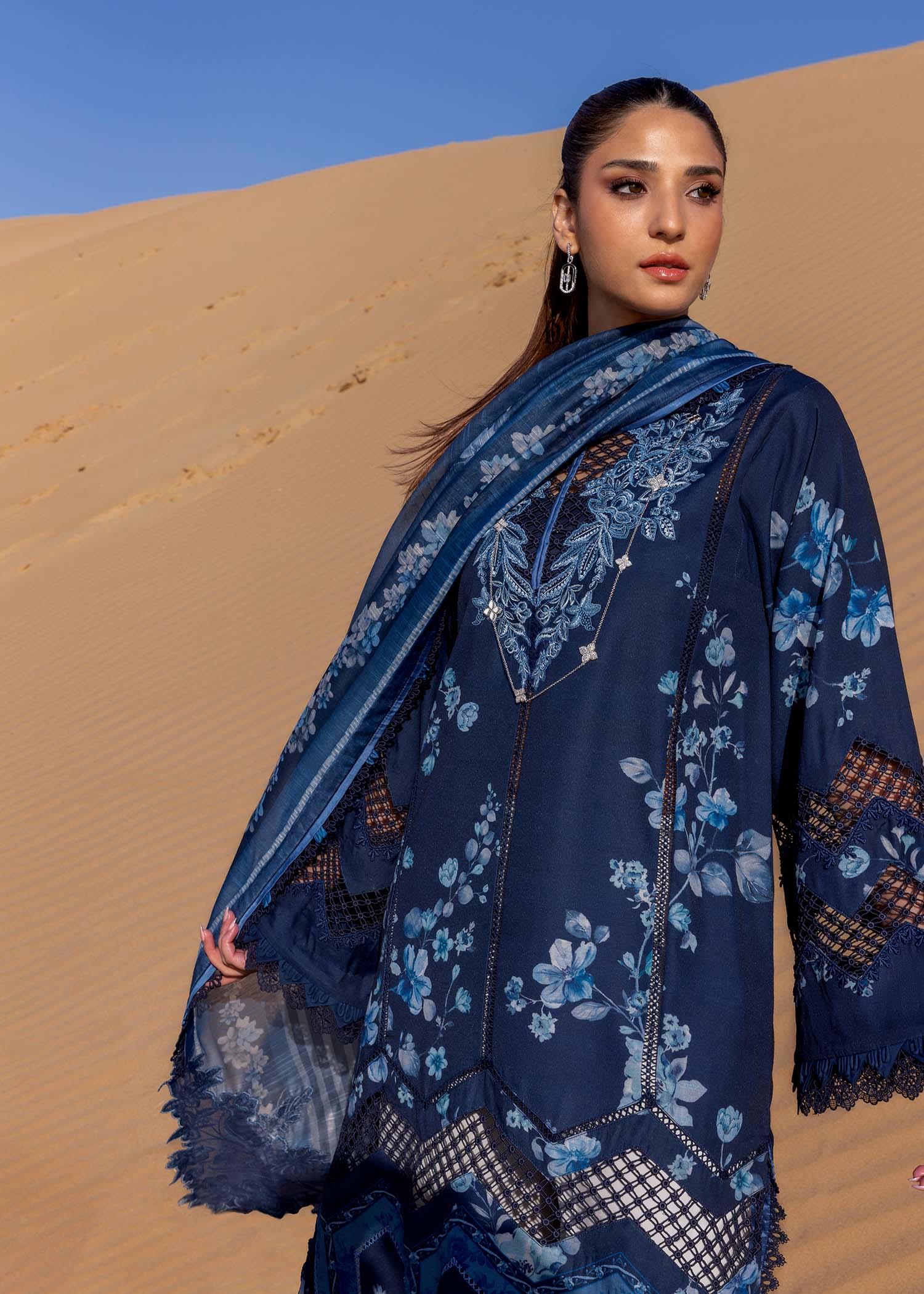 Crimson | Floe by Crimson | Under The Tuscan Love - D1 B - Rang-e-Khaas