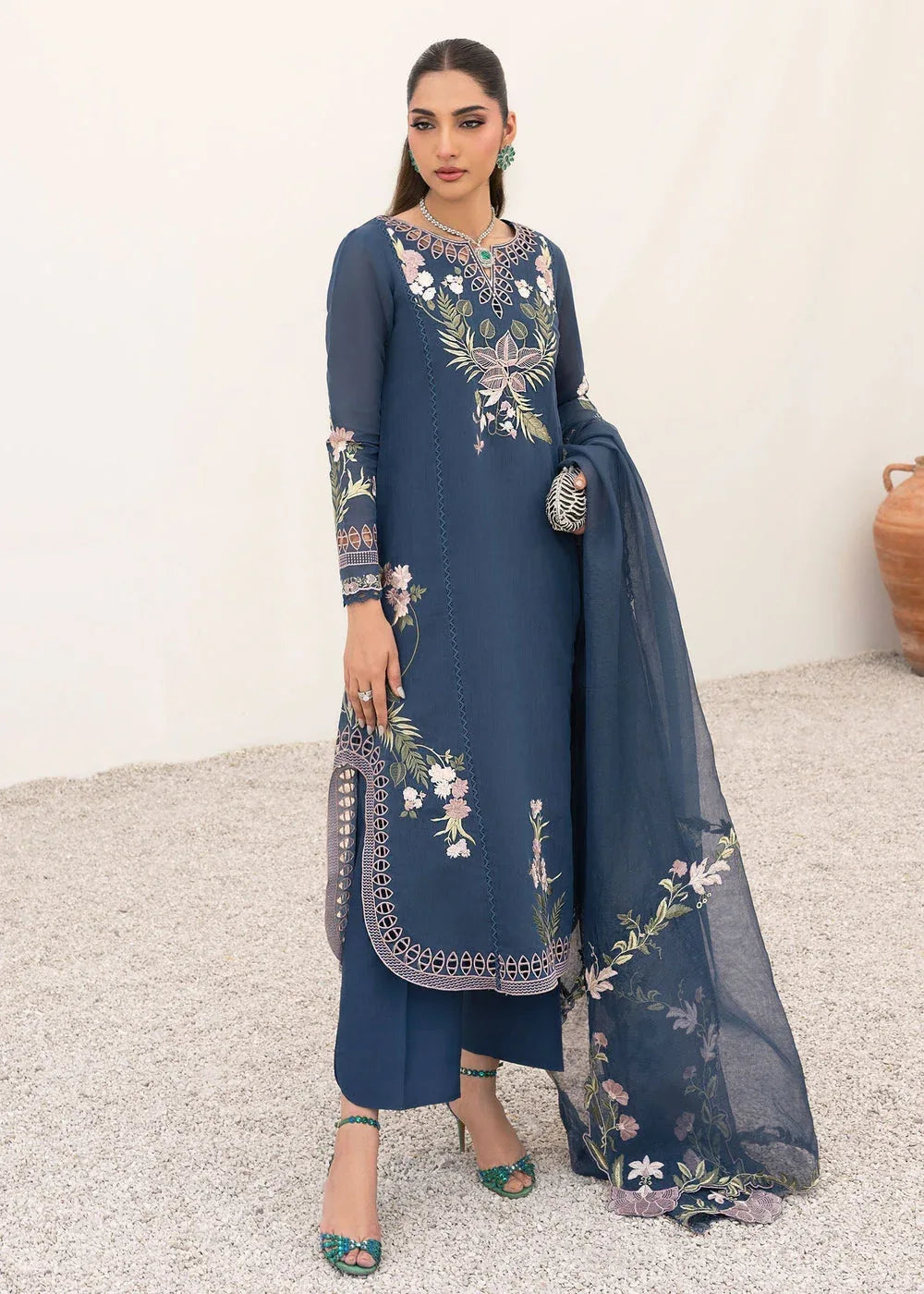 Saira Shakira | Rosea Casual Pret 25 | Midnight - Rang-e-Khaas