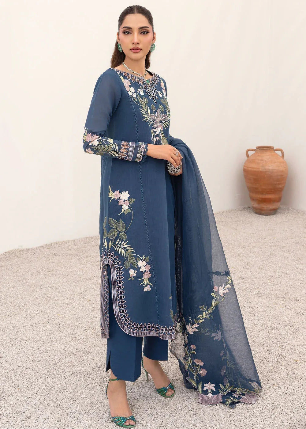 Saira Shakira | Rosea Casual Pret 25 | Midnight - Rang-e-Khaas