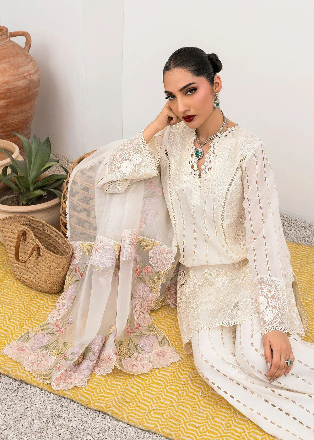 Saira Shakira | Rosea Casual Pret 25 | Dew - Rang-e-Khaas