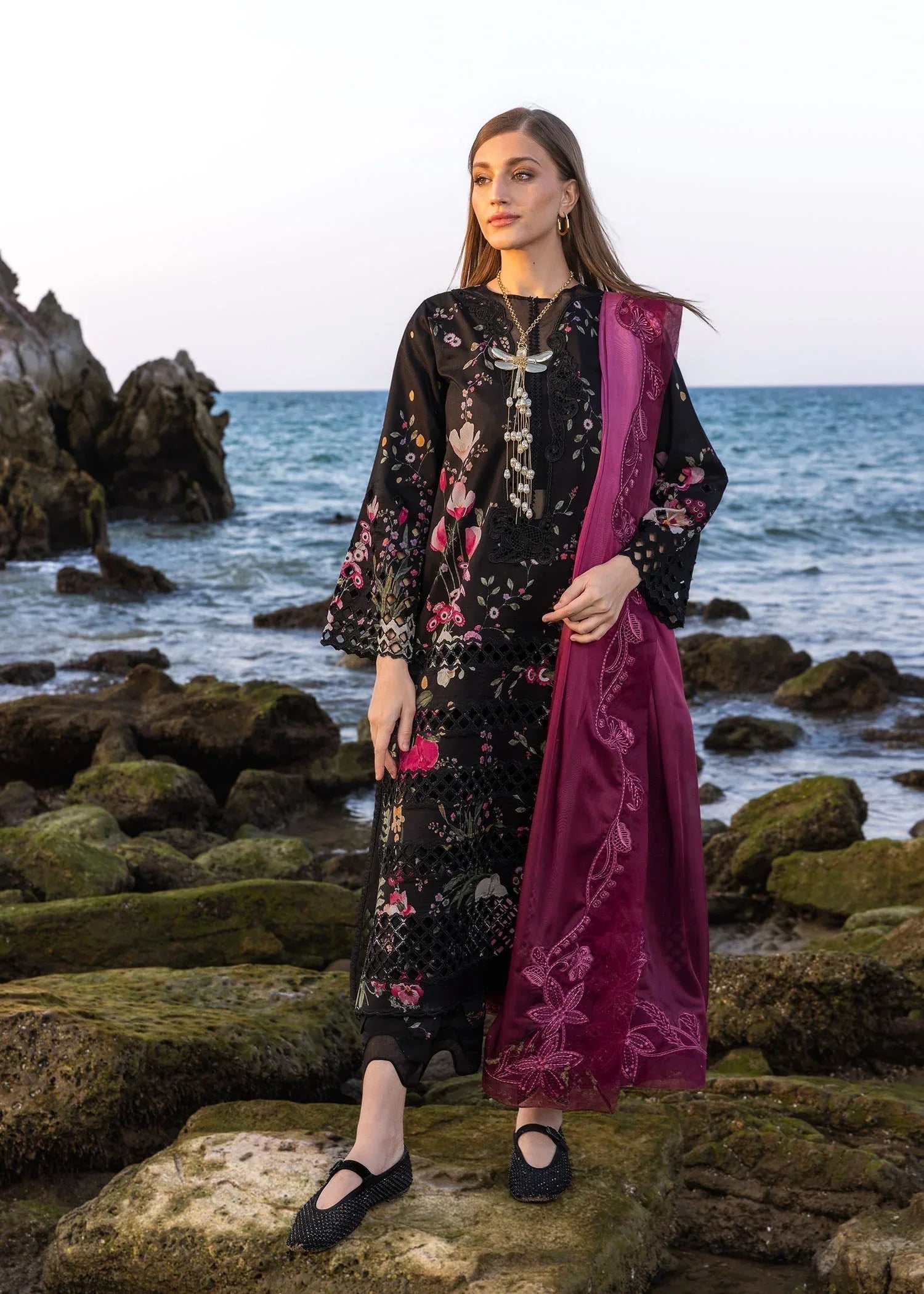 Crimson | Floe by Crimson | Bloom Bold - D4 B - Rang-e-Khaas