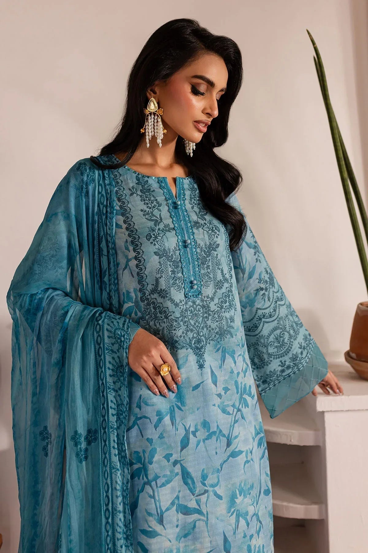 Nureh | Printed lawn 25 | SP-140 - Rang-e-Khaas