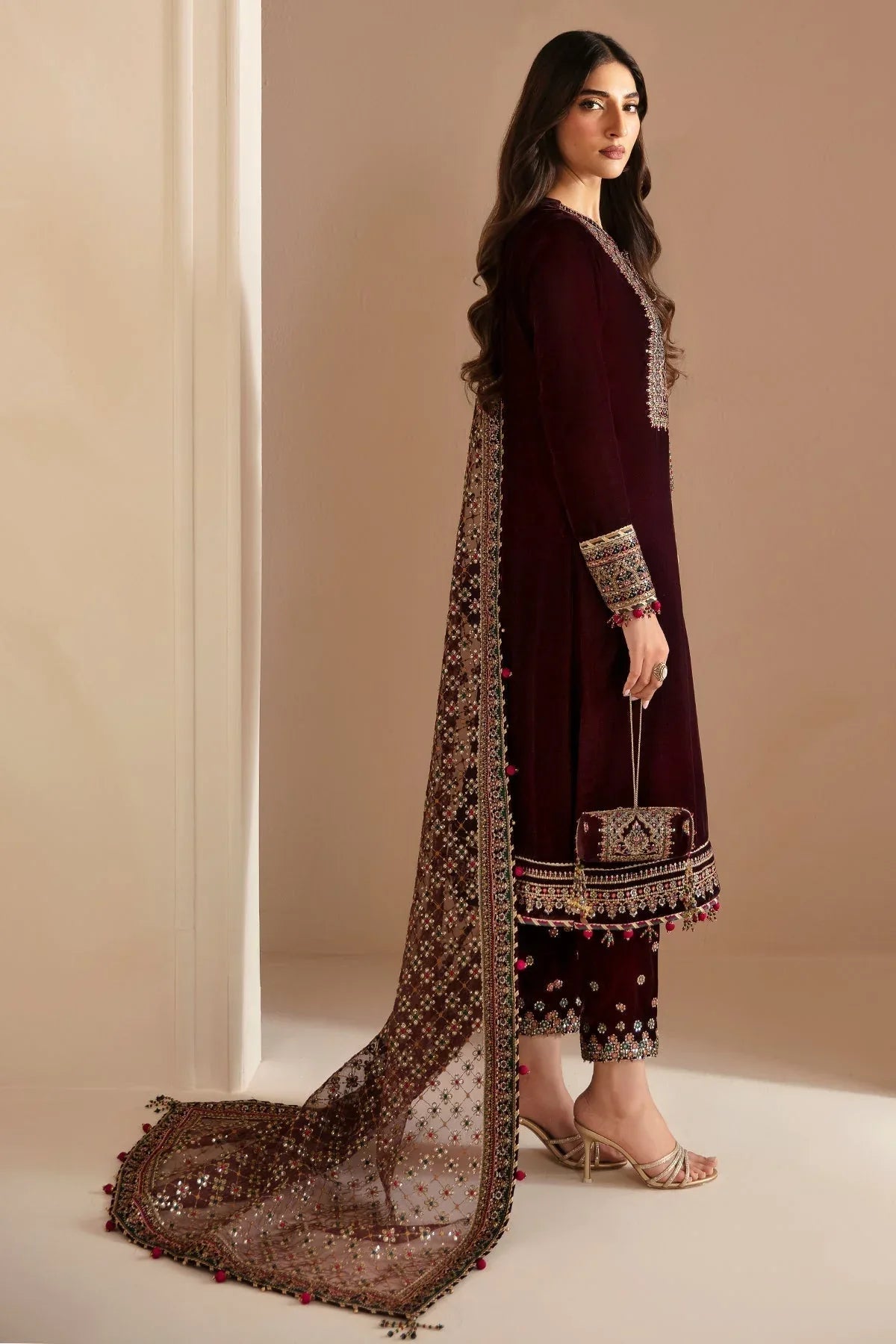 Jazmin | Velvet Edit 24 | Velvet Formal VF-2022 - Rang-e-Khaas