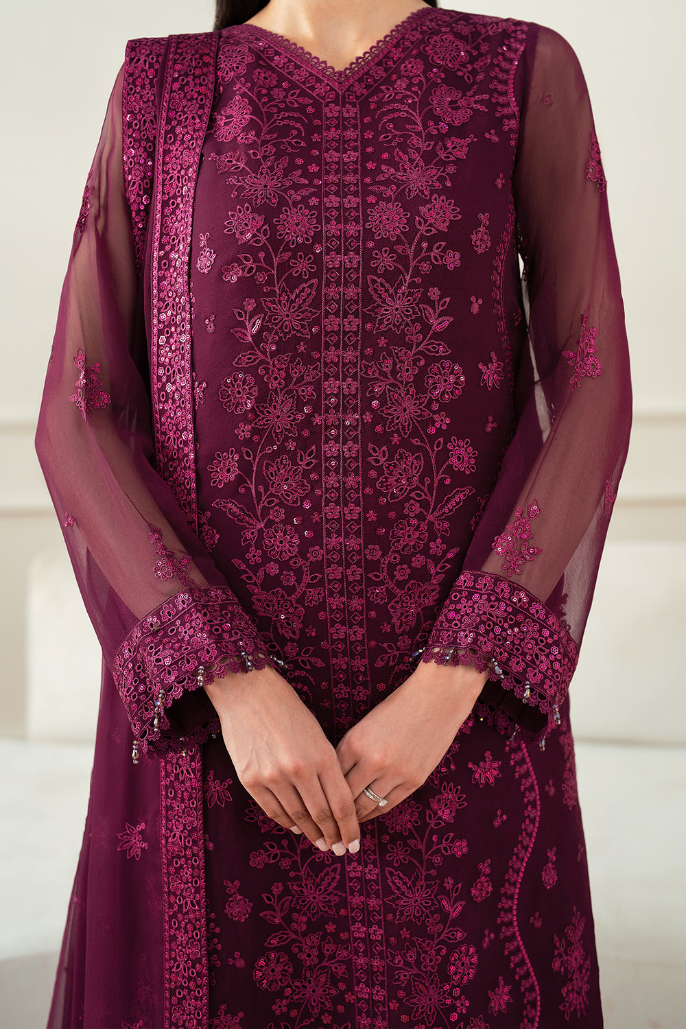 Farasha | Essence Formals 25 | Regal Violet