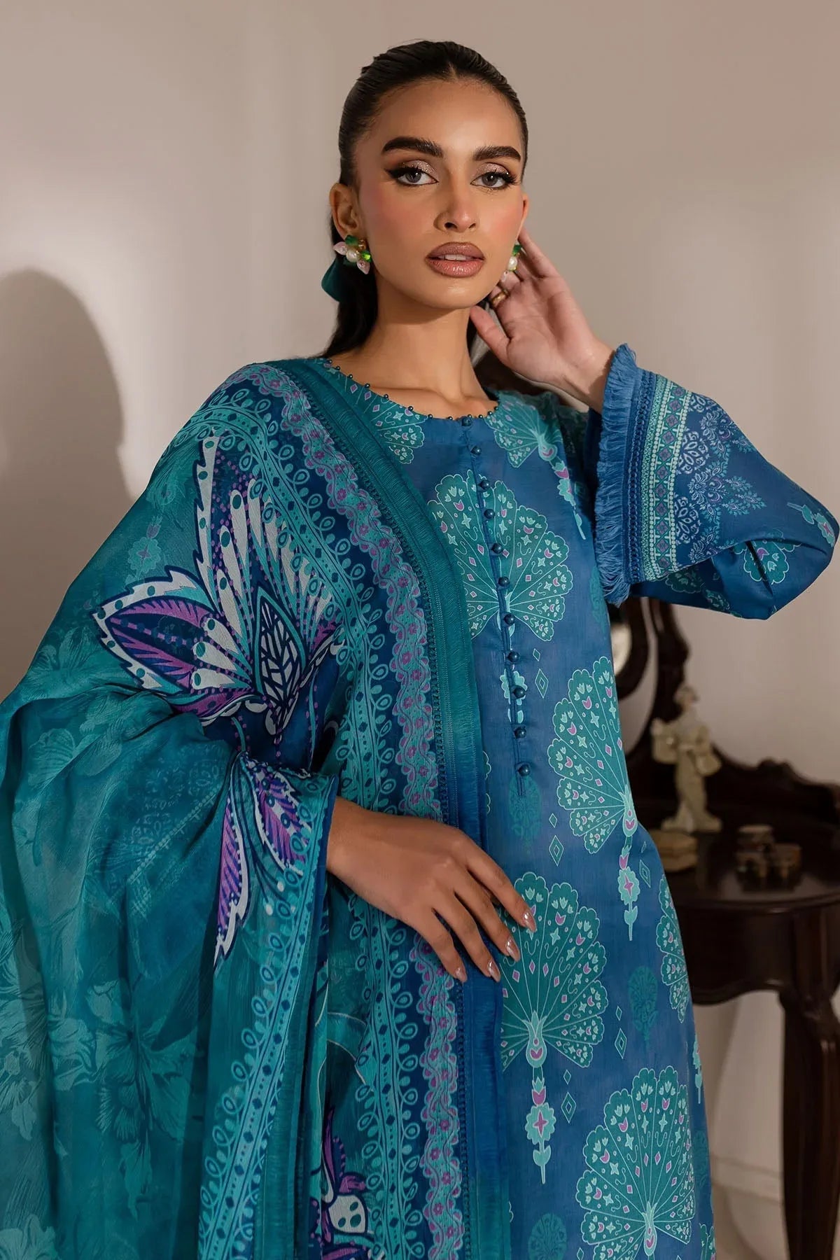 Nureh | Printed Lawn 25 | SP-145 - Rang-e-Khaas