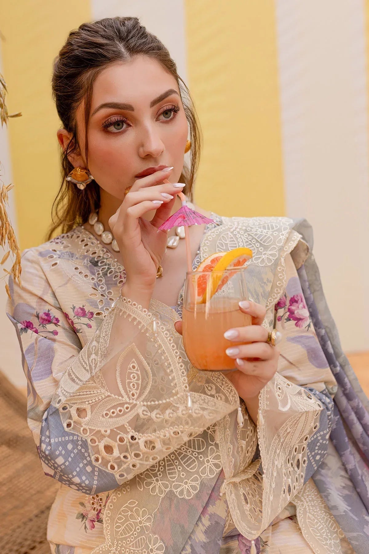 Nureh | Gardenia Lawn 25 | NSG-177 - Rang-e-Khaas