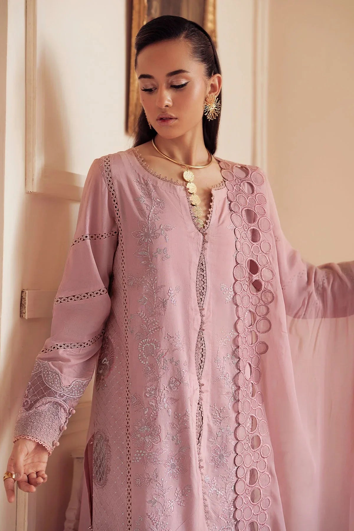 Nureh | Feya Eid Collection | FE-10 - Rang-e-Khaas