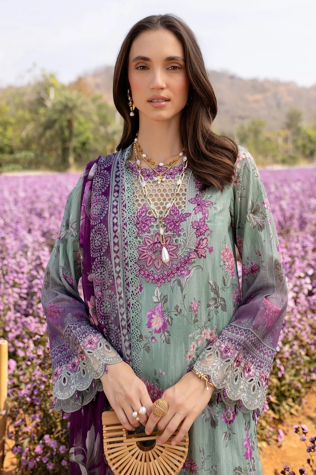 Nureh | Bloom 25 | BL-02 - Rang-e-Khaas