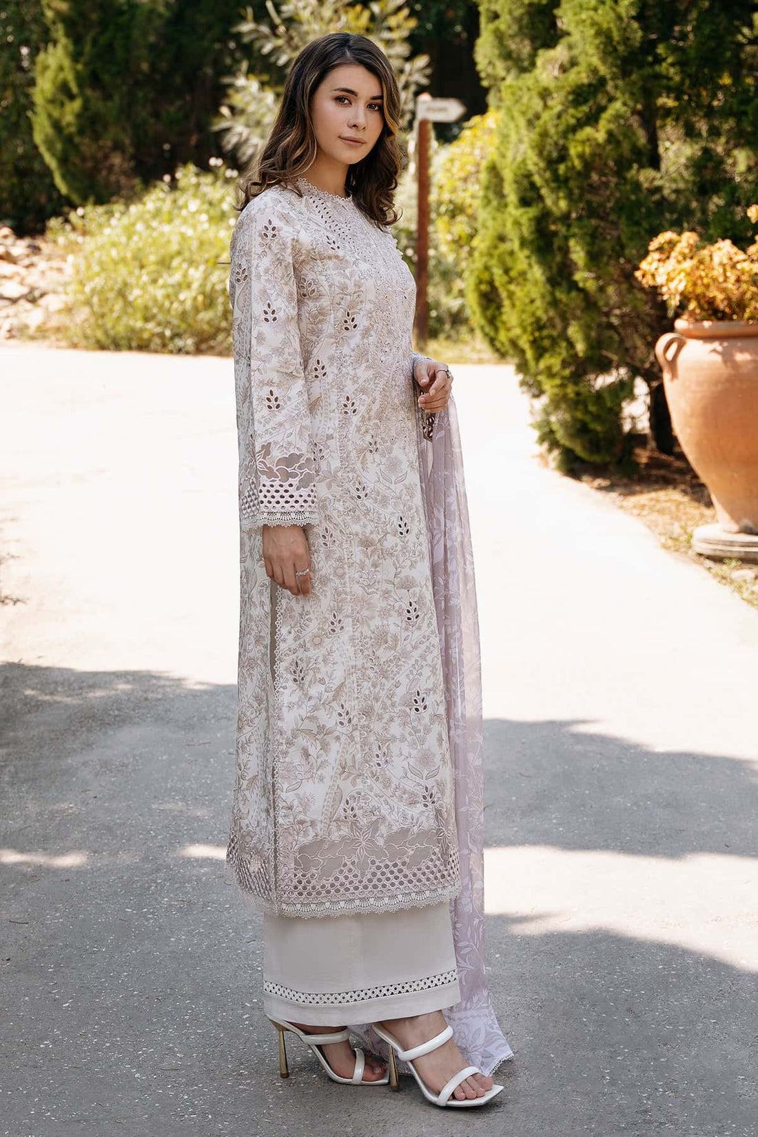 Afrozeh | Damask The Holiday Edit 25 | Lunetta A - Rang-e-Khaas