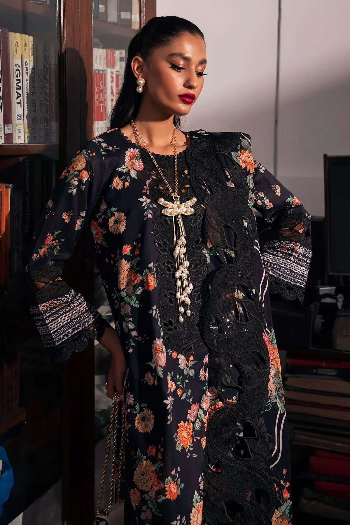Nureh | Glam Girl Lawn | GL-18 - Rang-e-Khaas