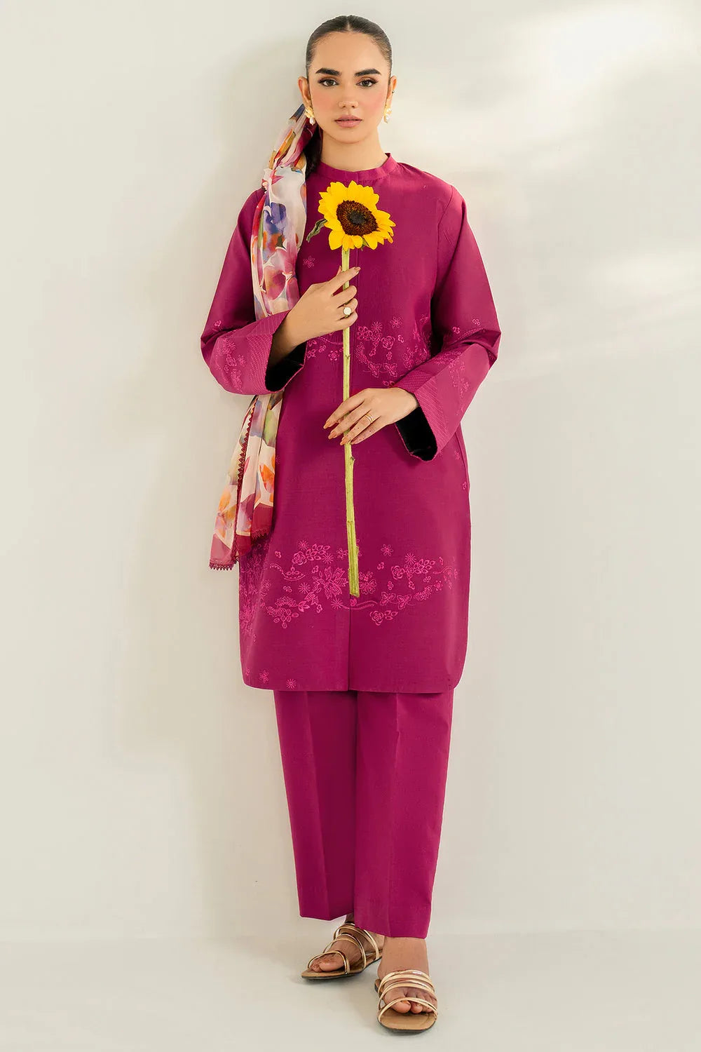 Farasha | Thread Lines Embroidered | Fuchsia Fern - Rang-e-Khaas